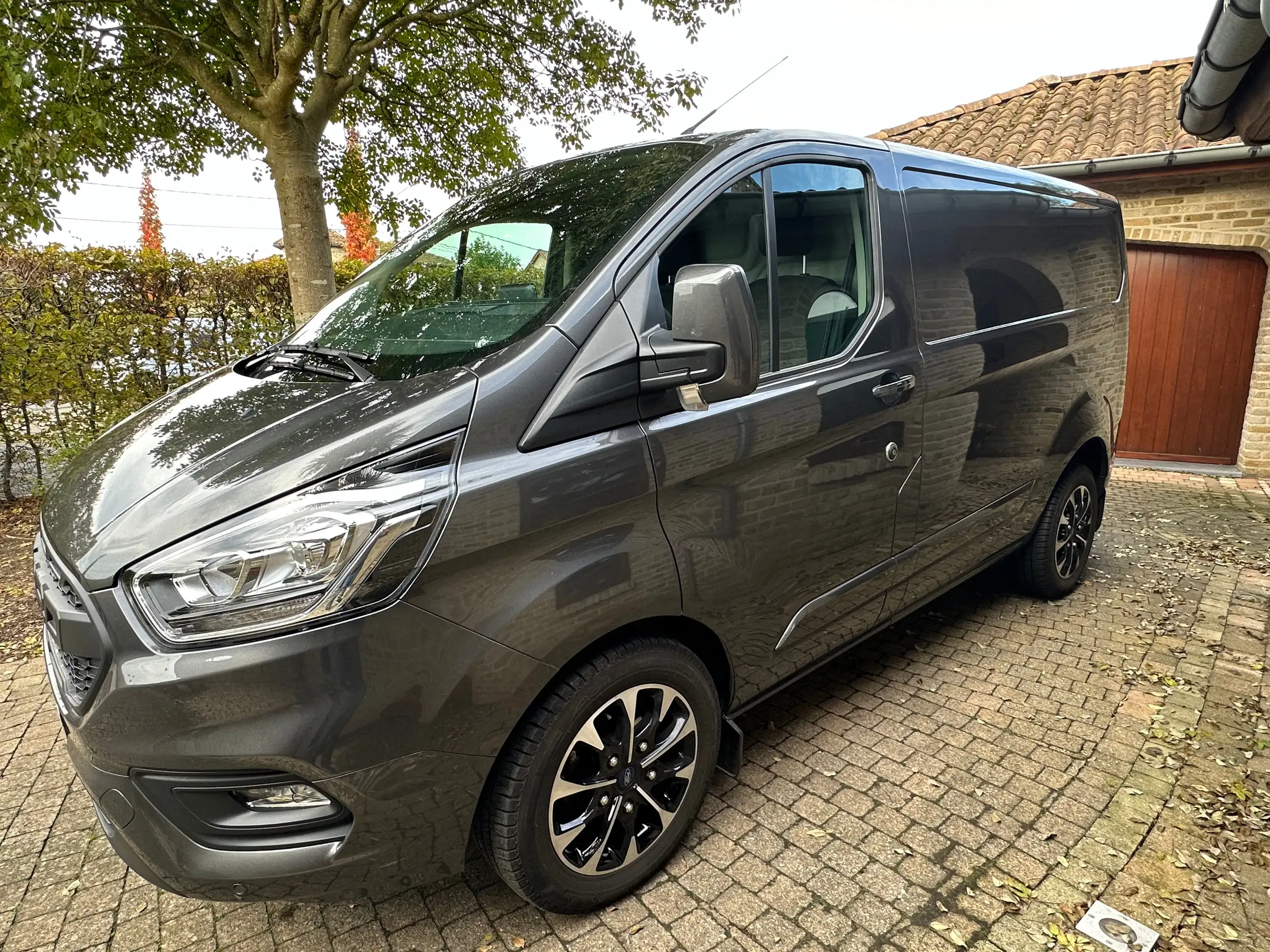 Ford - Transit Custom