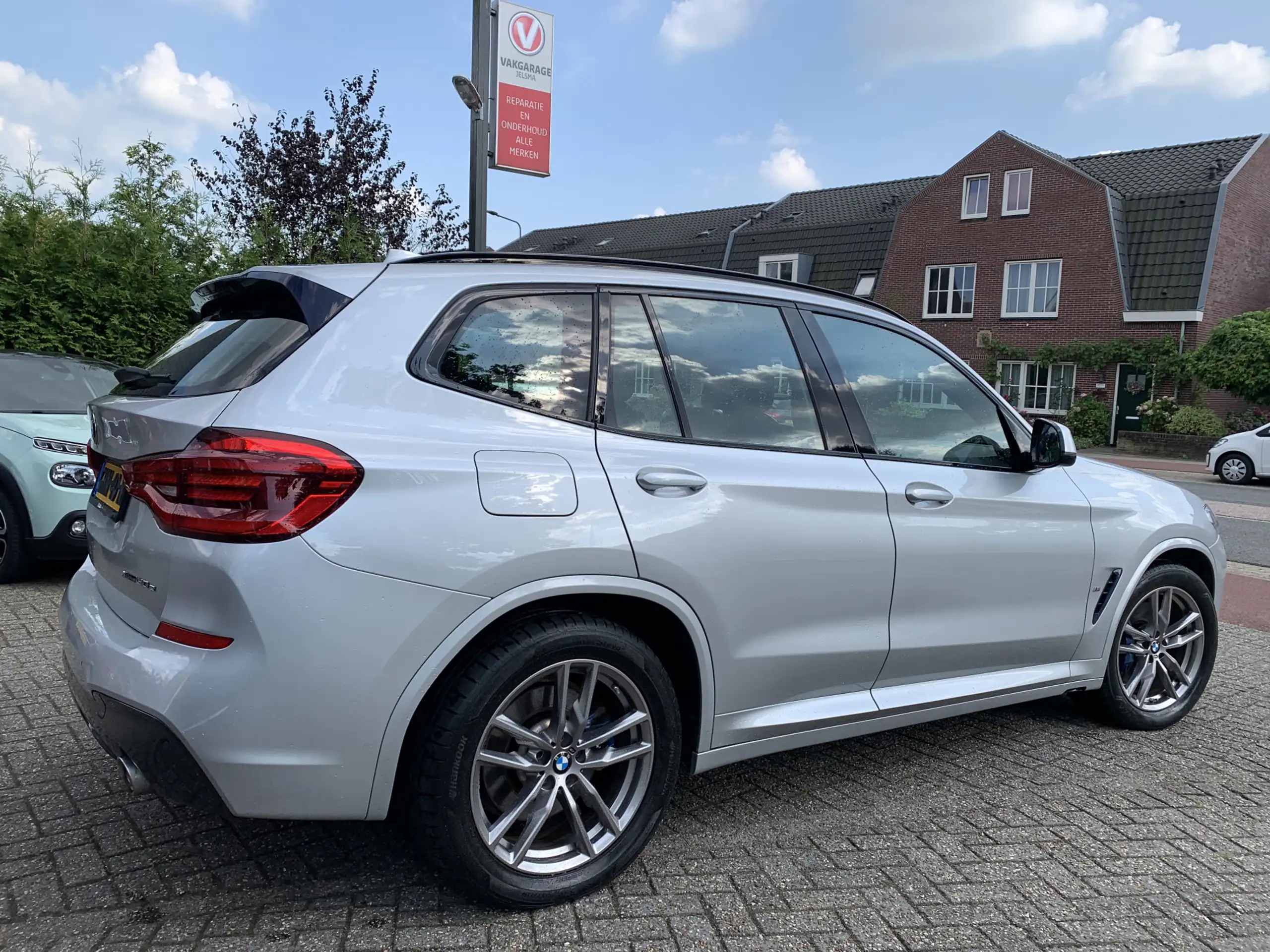 BMW - X3