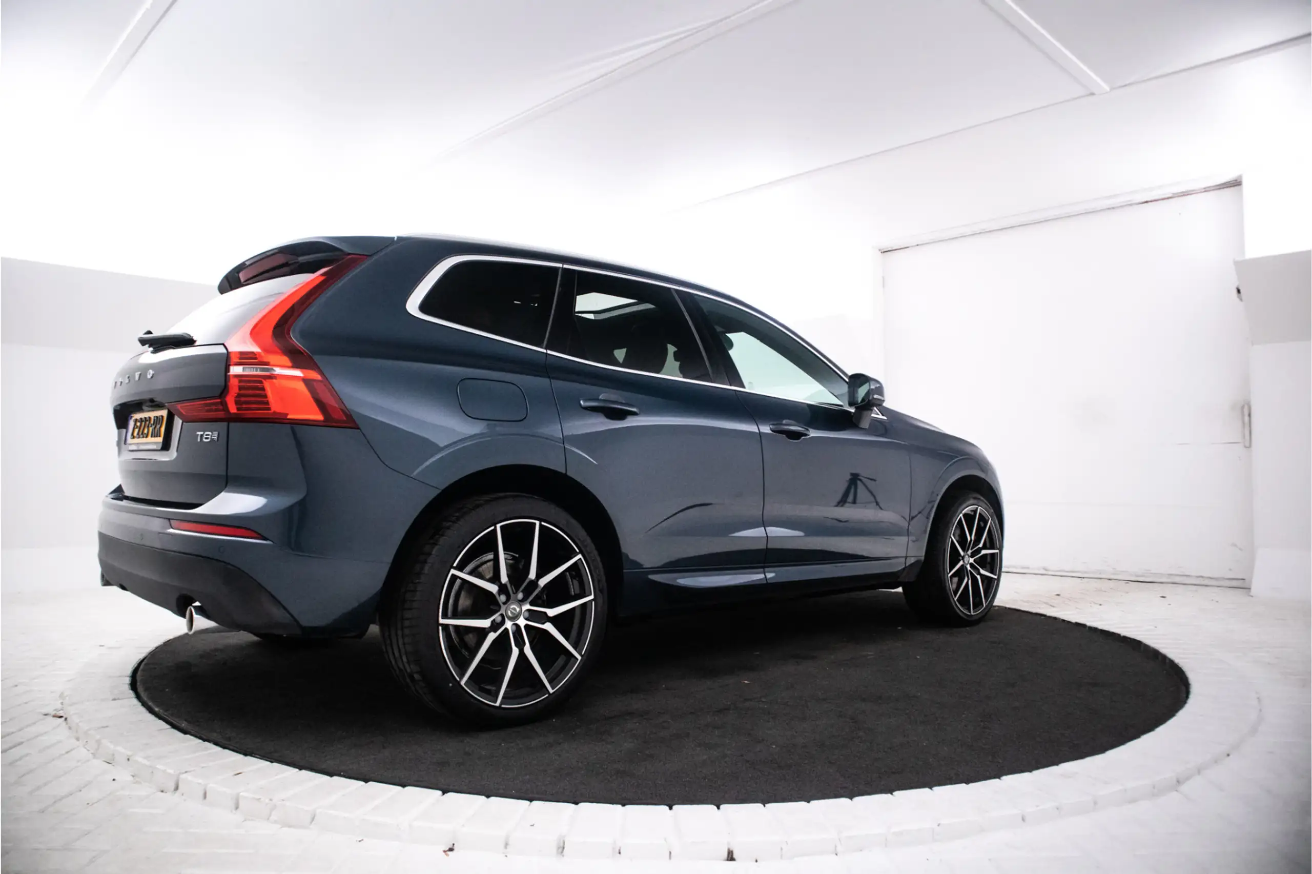 Volvo - XC60