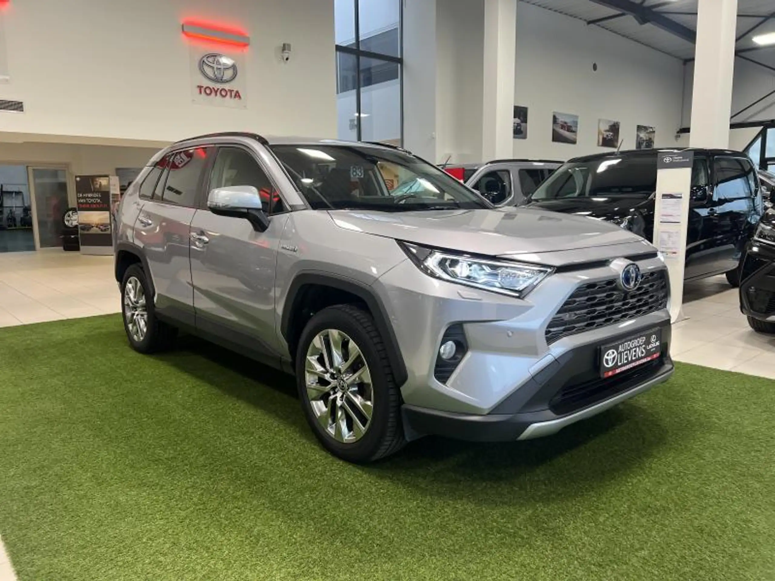 Toyota - RAV 4