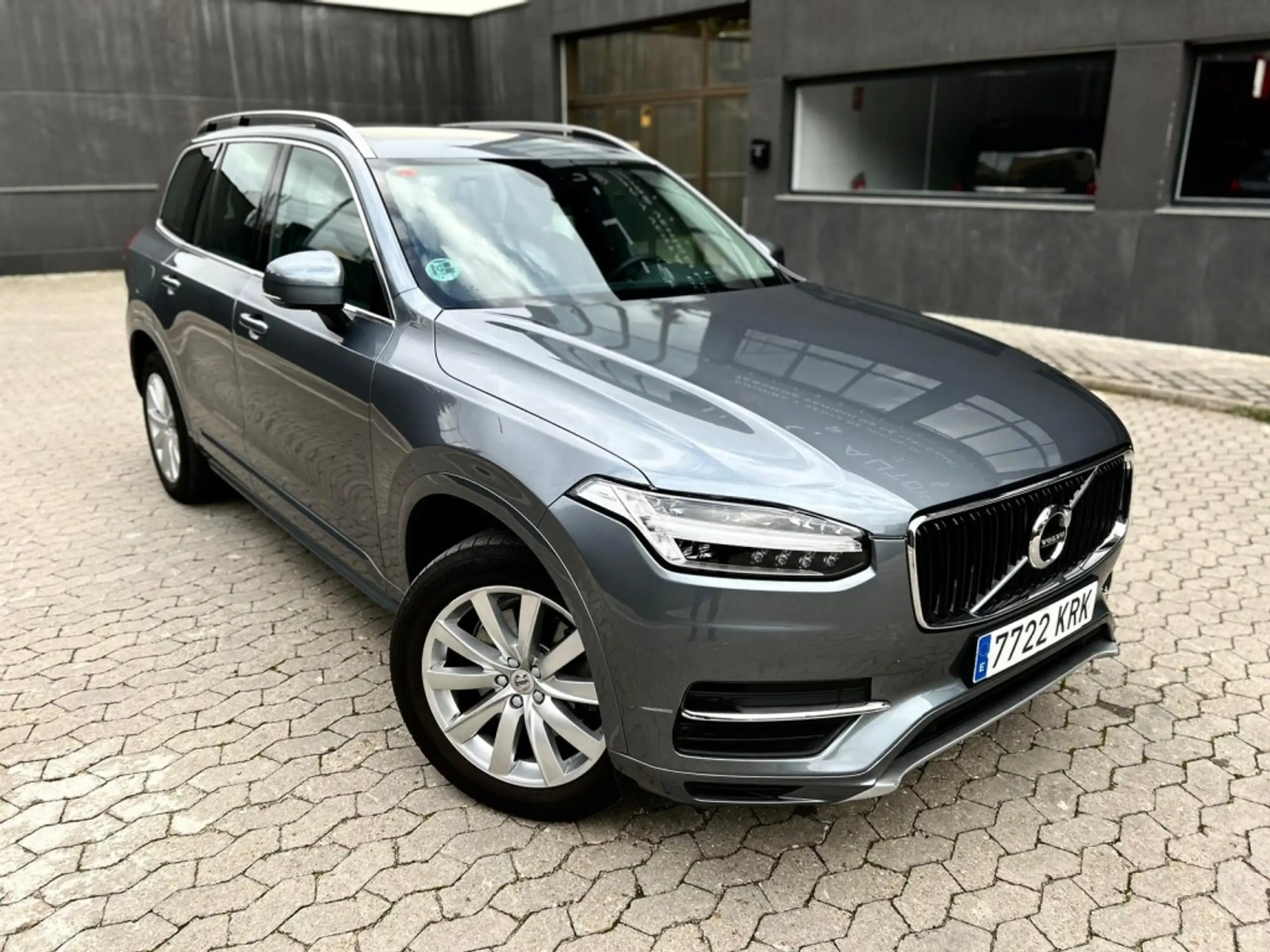 Volvo - XC90