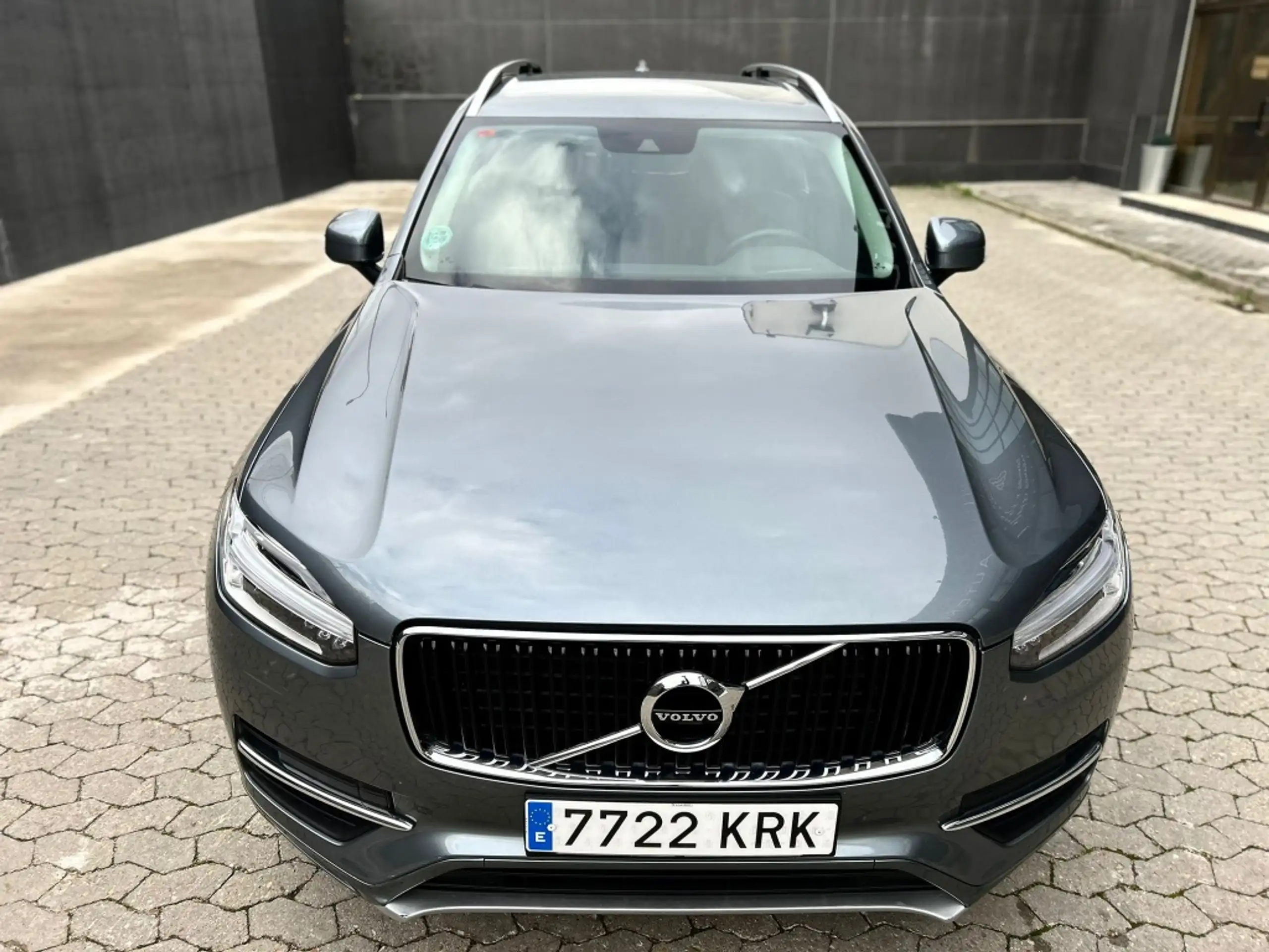 Volvo - XC90