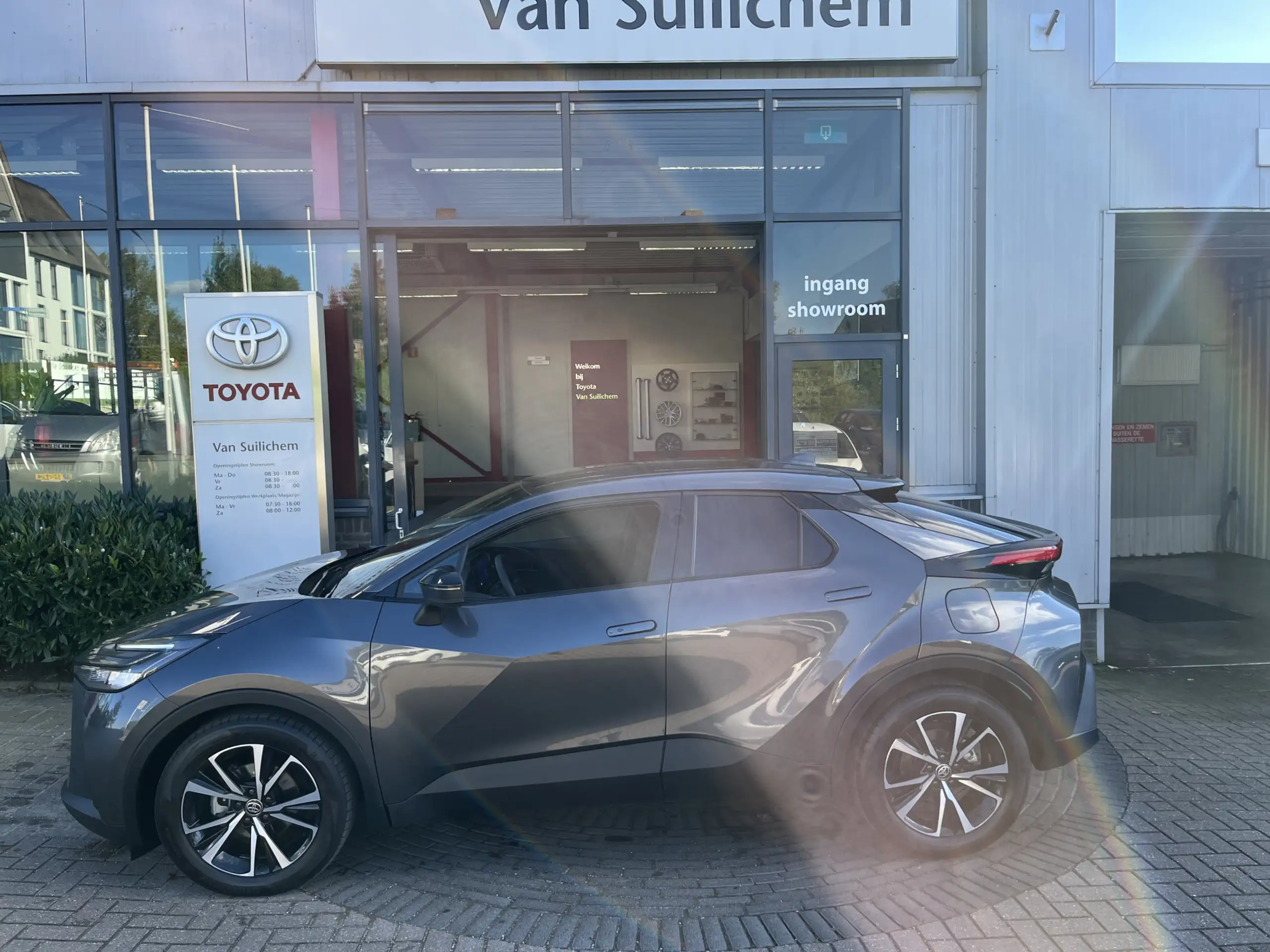 Toyota - C-HR