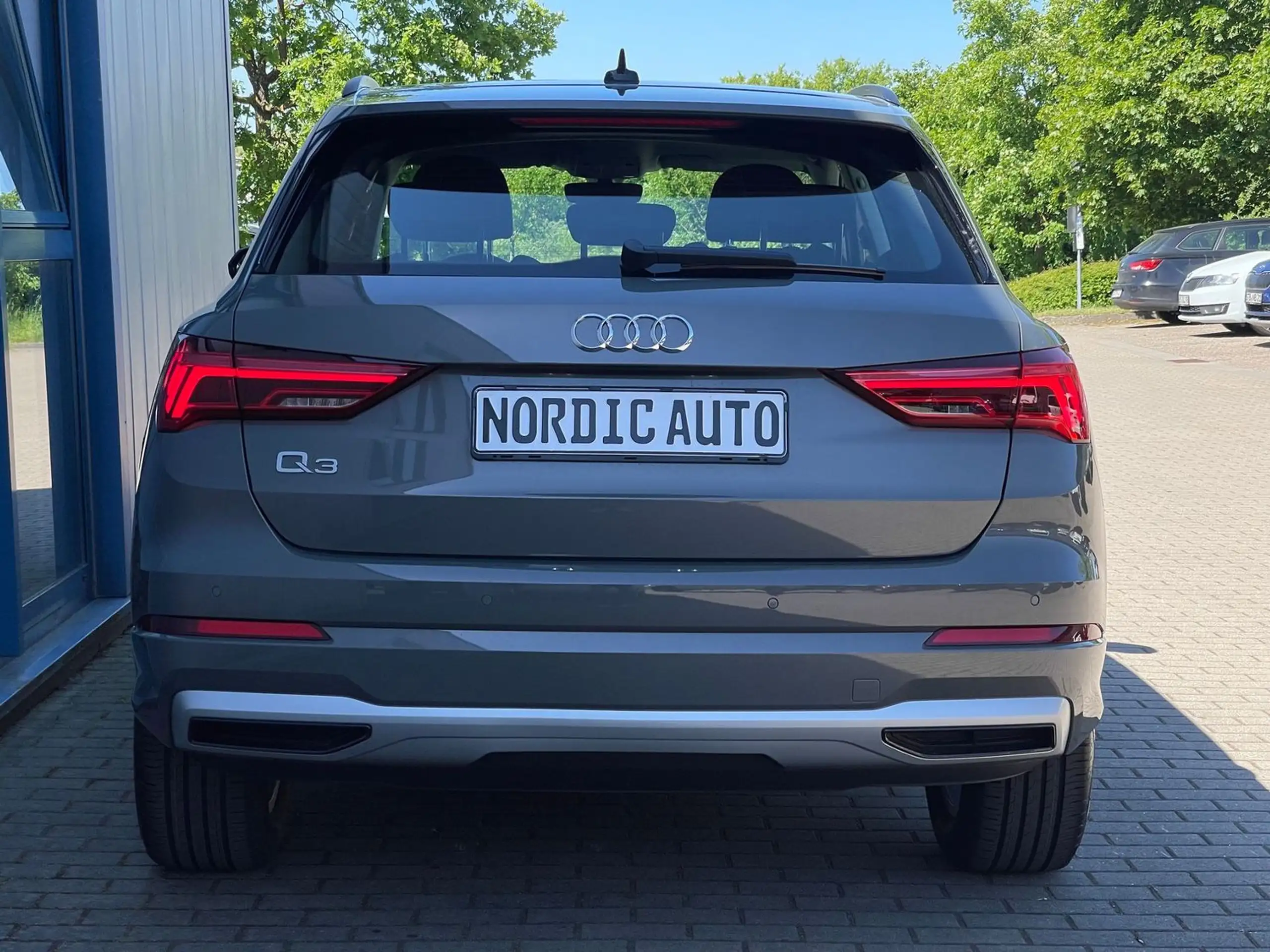 Audi - Q3