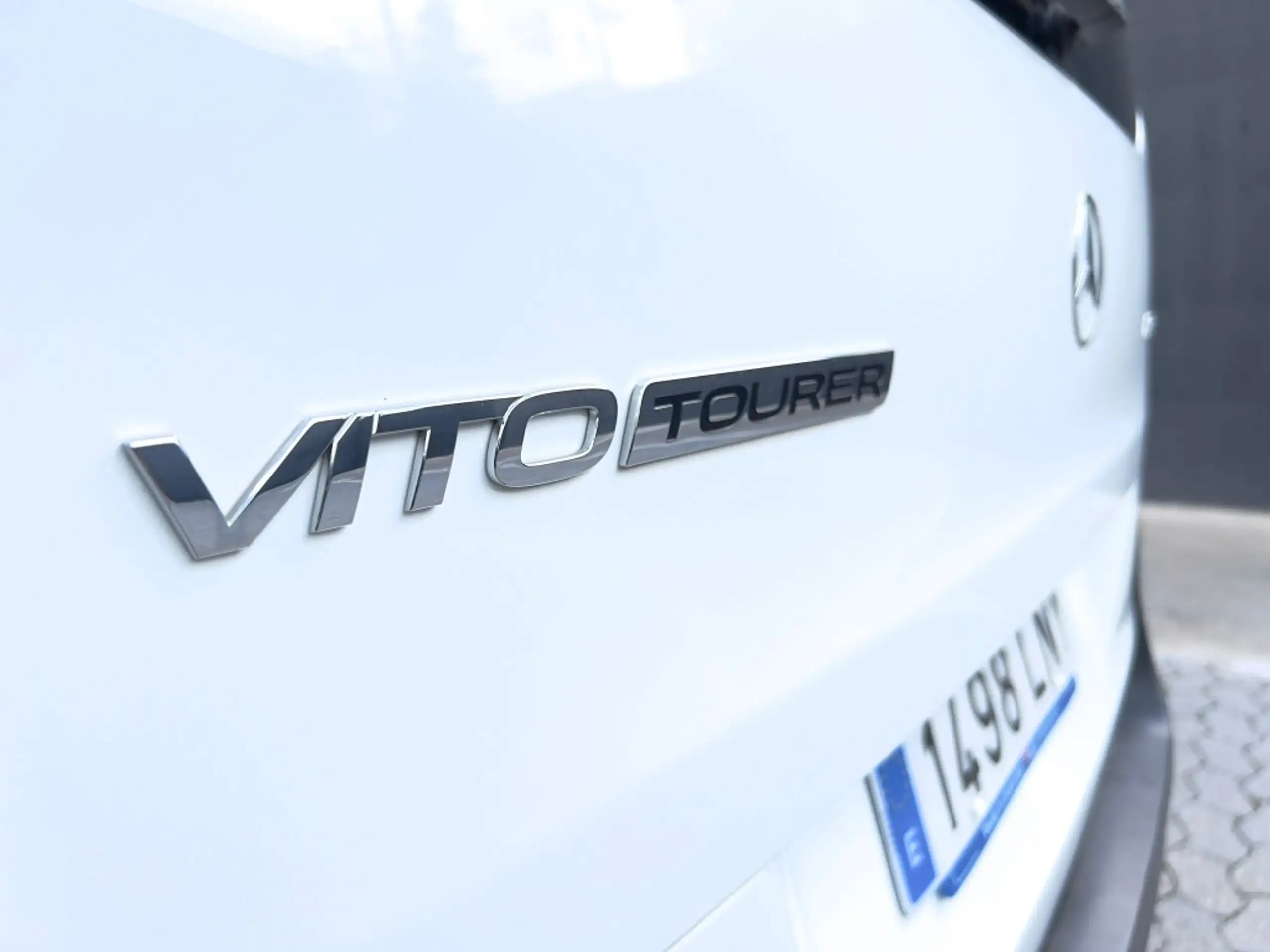 Mercedes-Benz - Vito