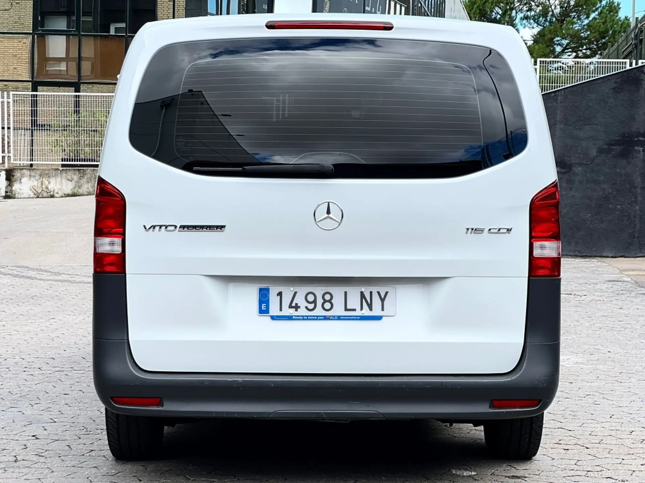 Mercedes-Benz - Vito