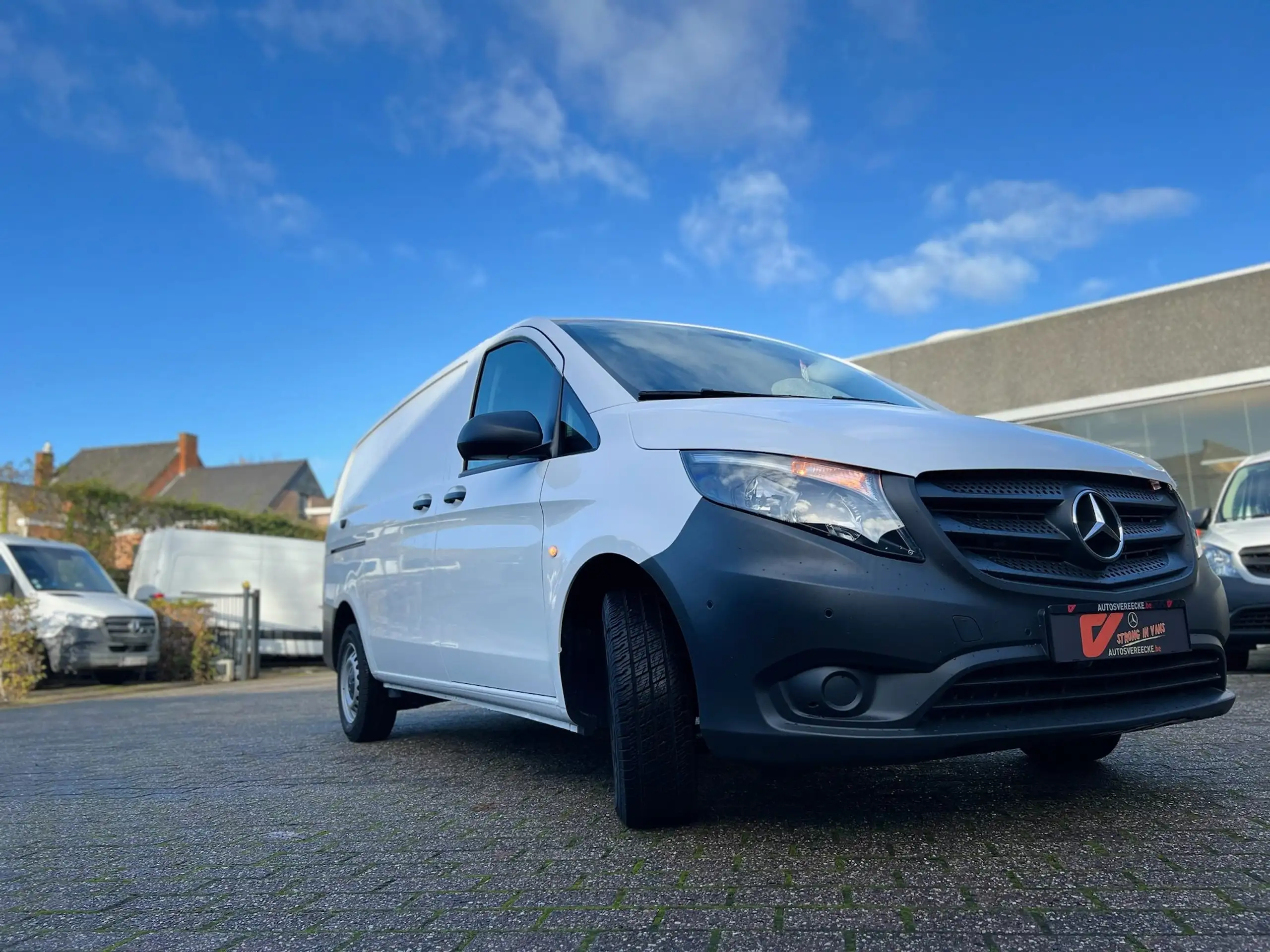 Mercedes-Benz - Vito