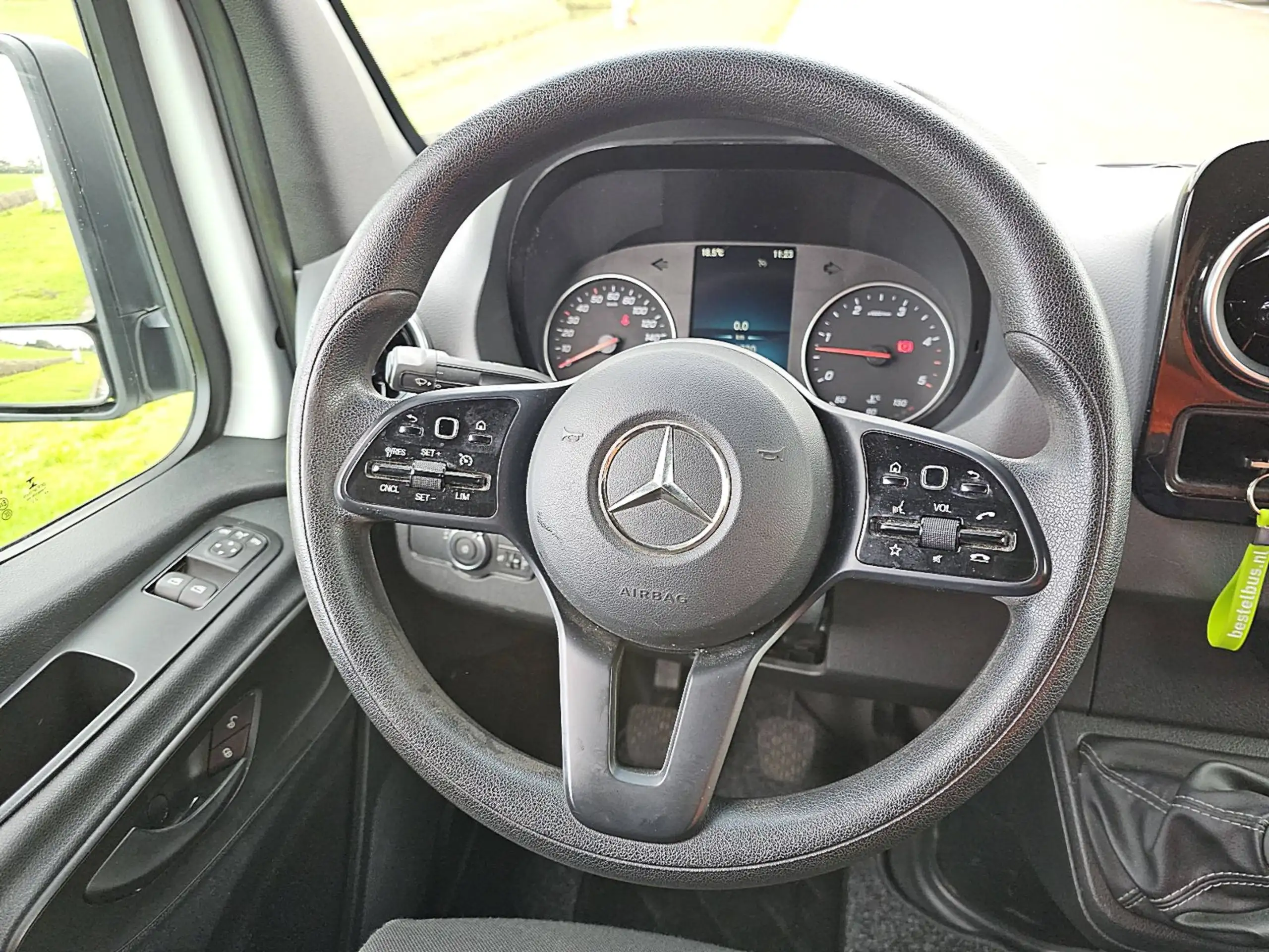 Mercedes-Benz - Sprinter