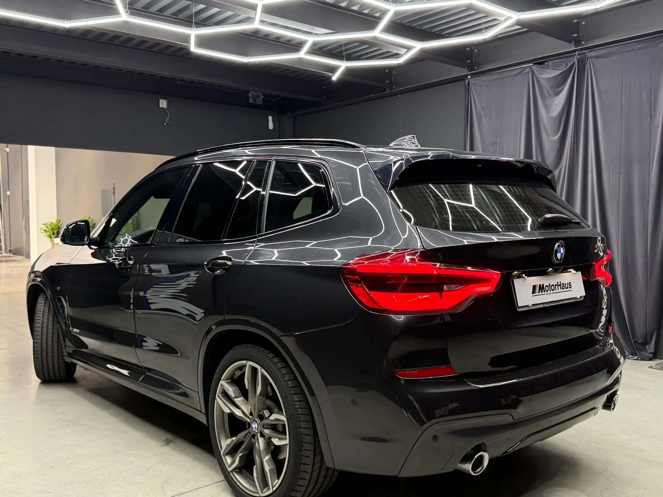 BMW - X3