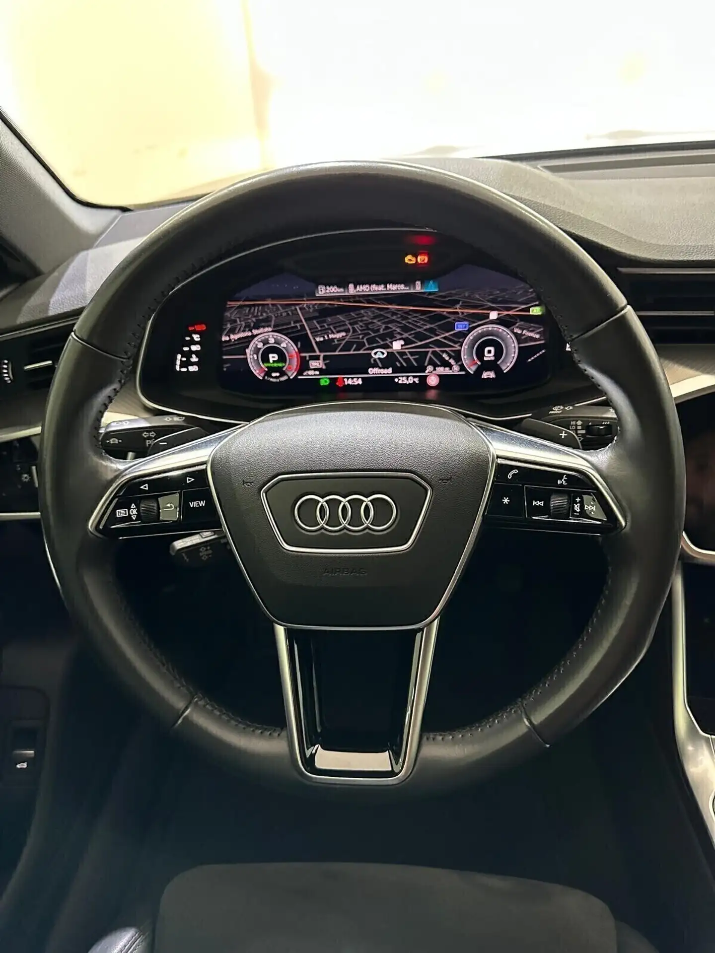 Audi - A6