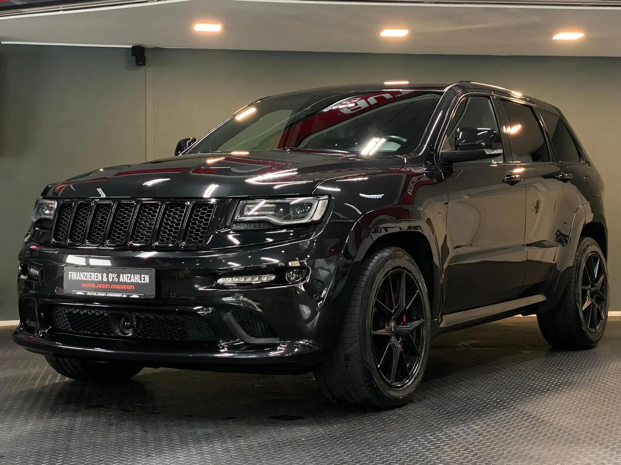 Jeep - Grand Cherokee