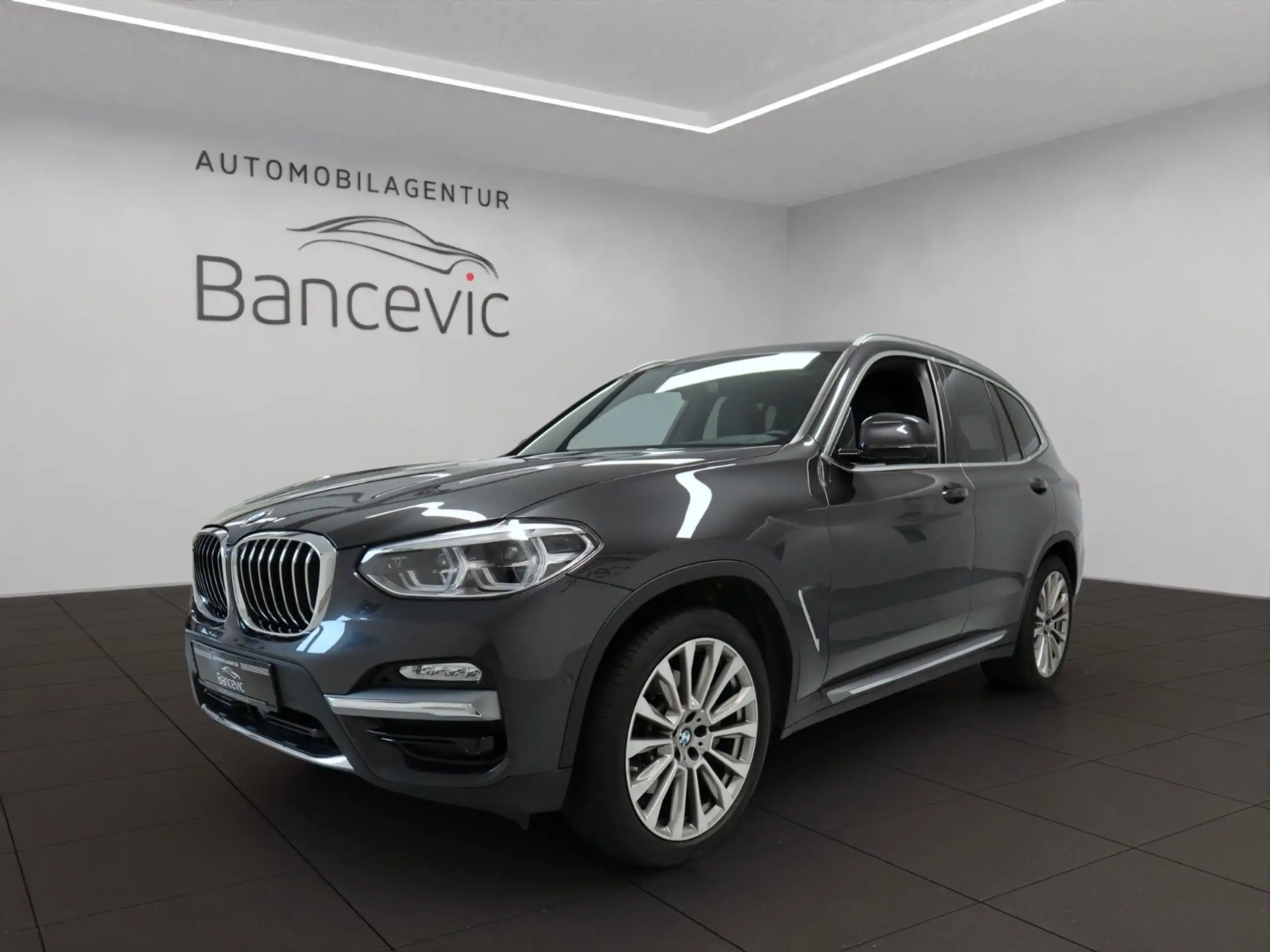 BMW - X3