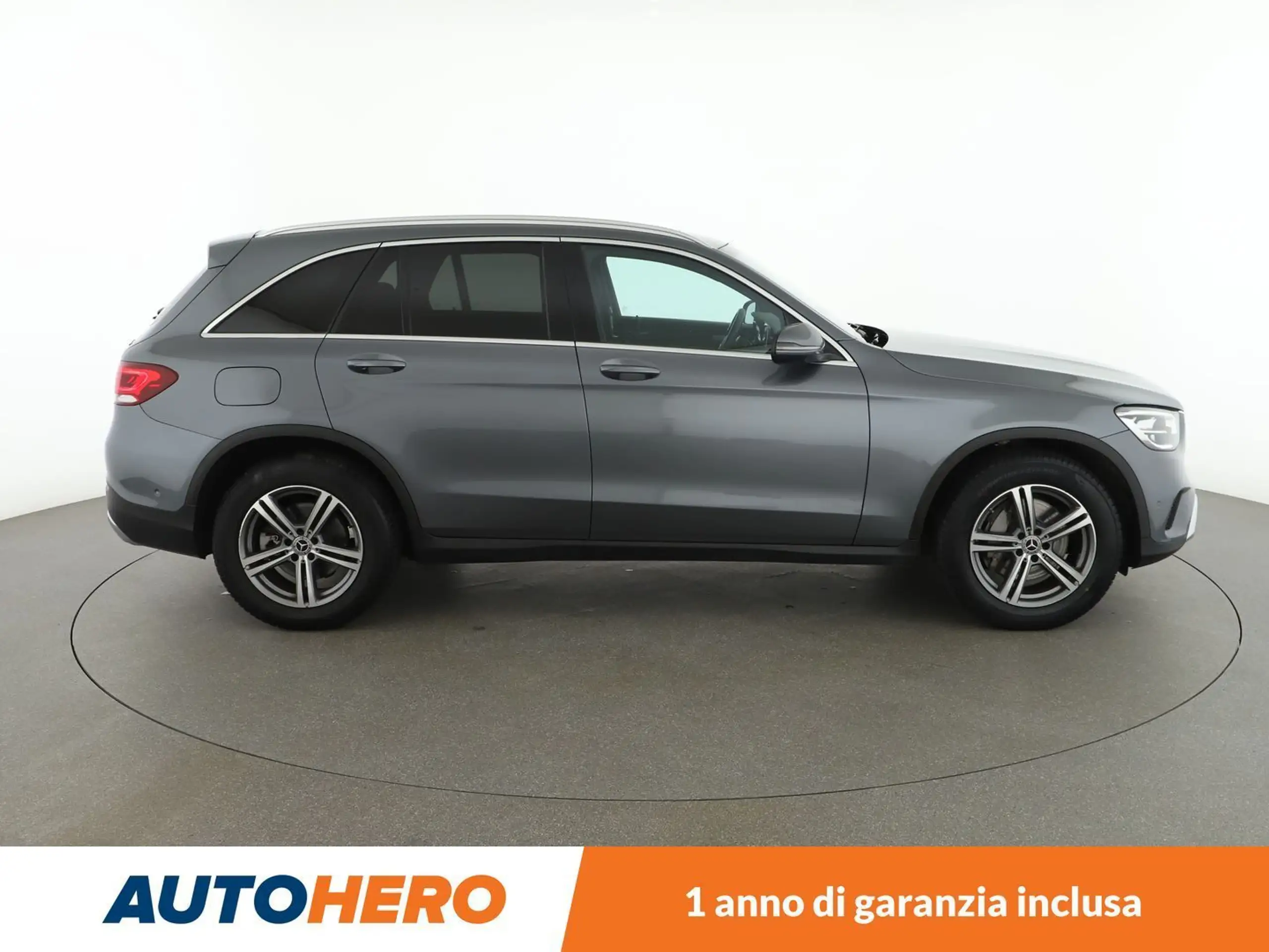 Mercedes-Benz - GLC 220