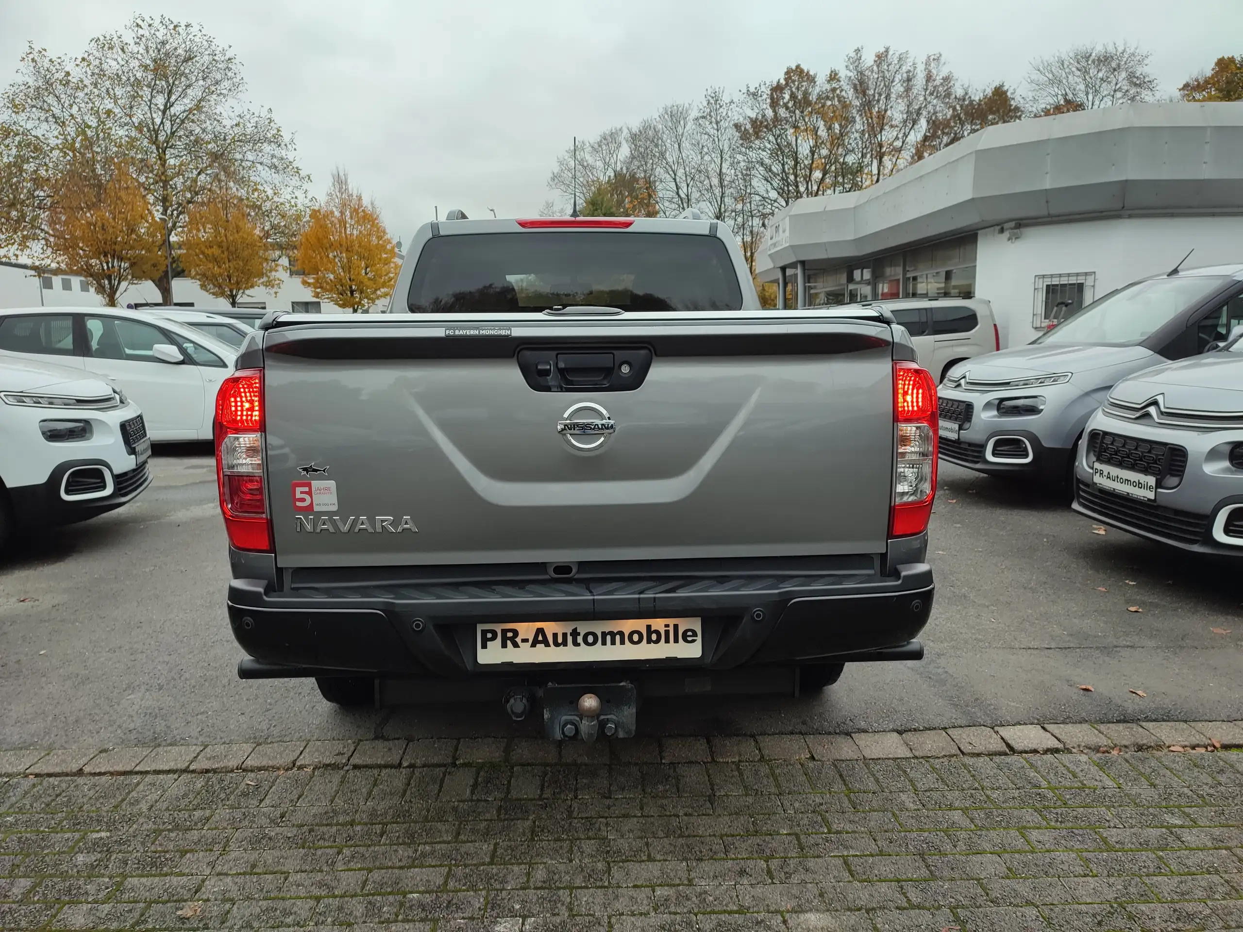 Nissan - Navara