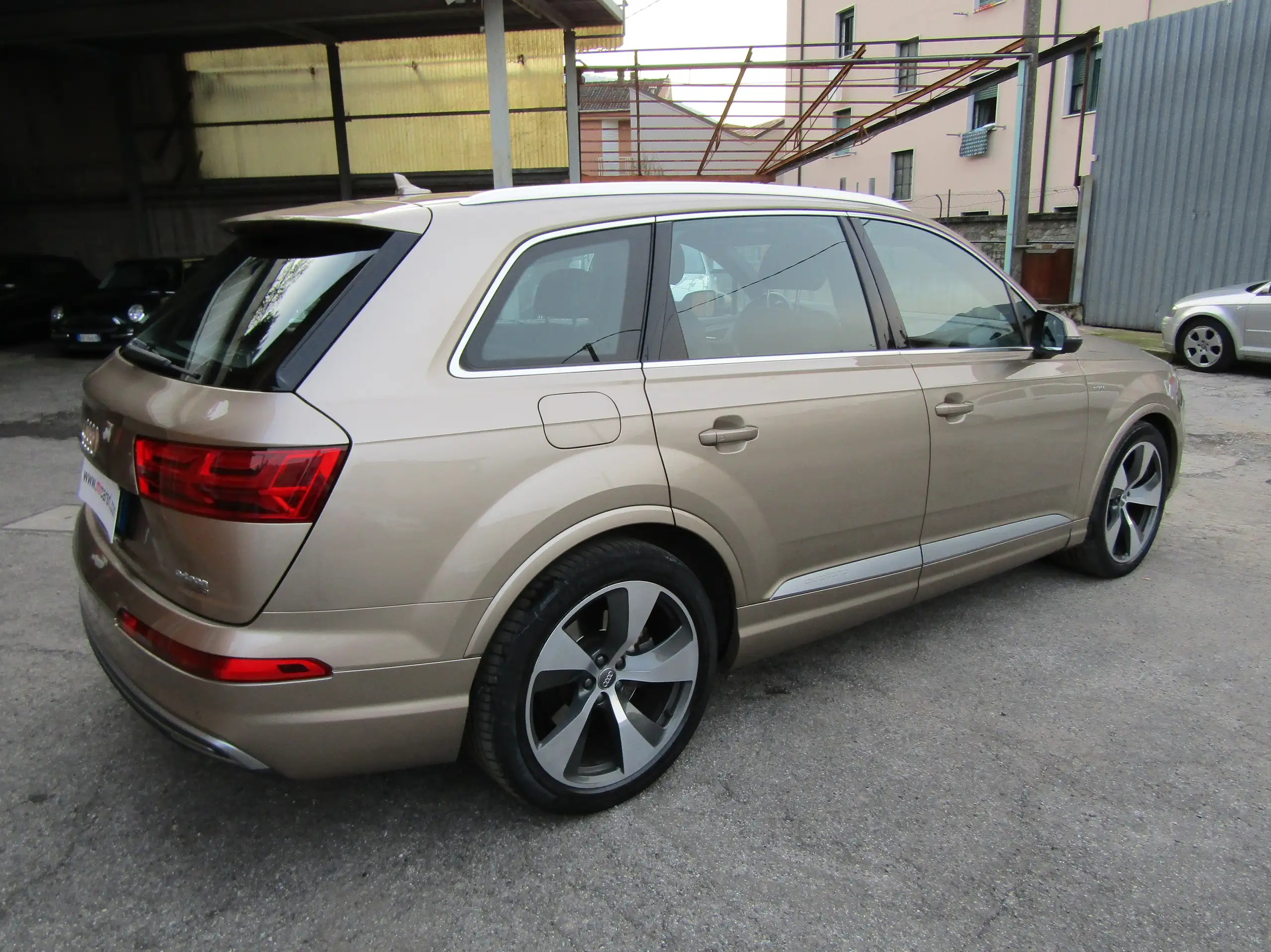 Audi - Q7