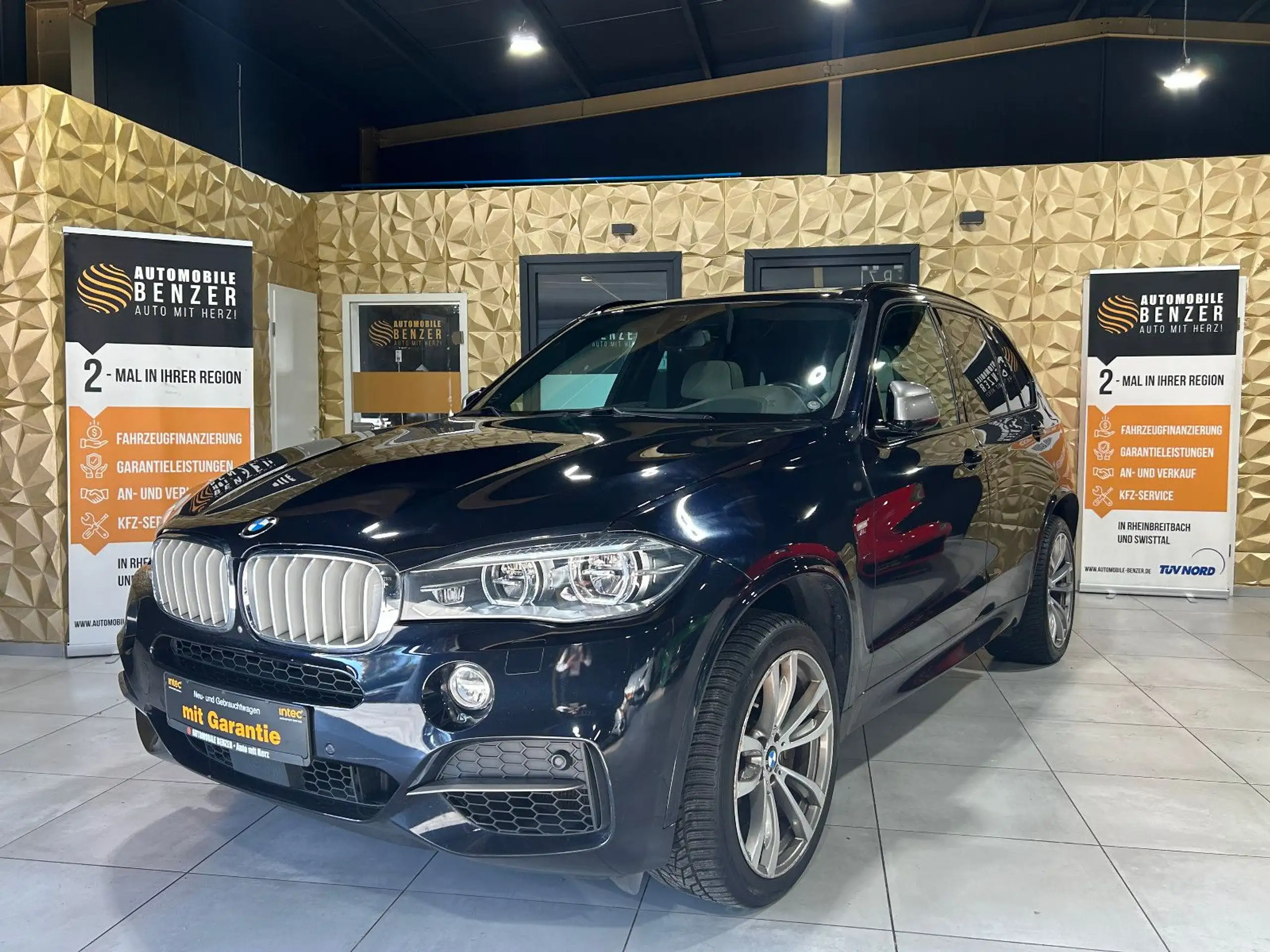 BMW - X5 M