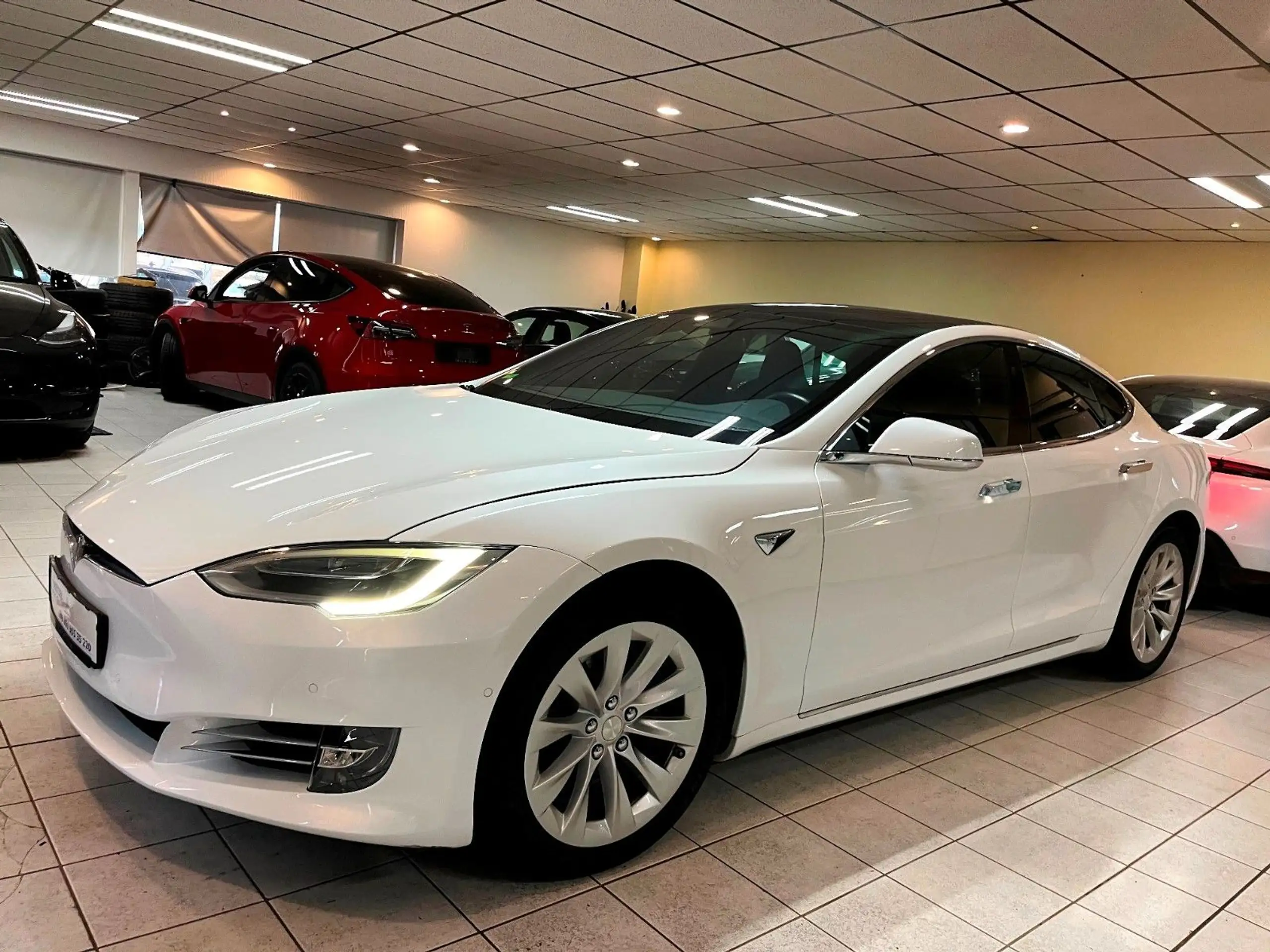 Tesla - Model S