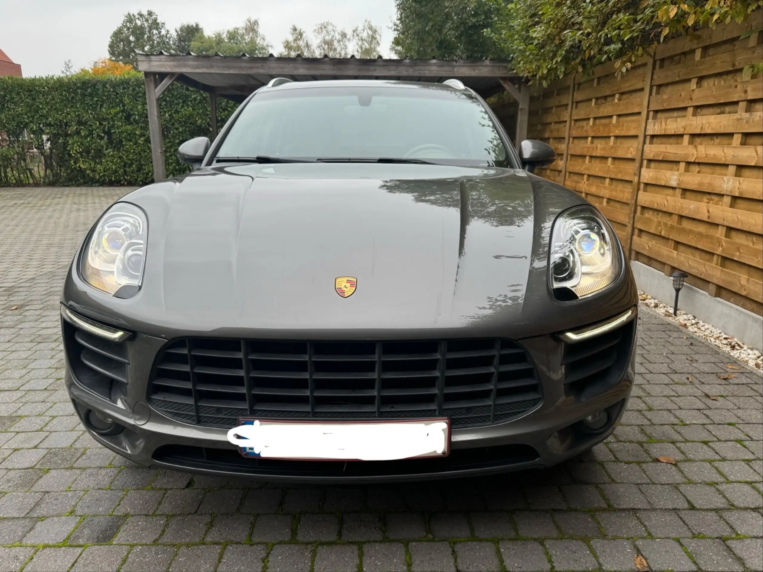 Porsche - Macan