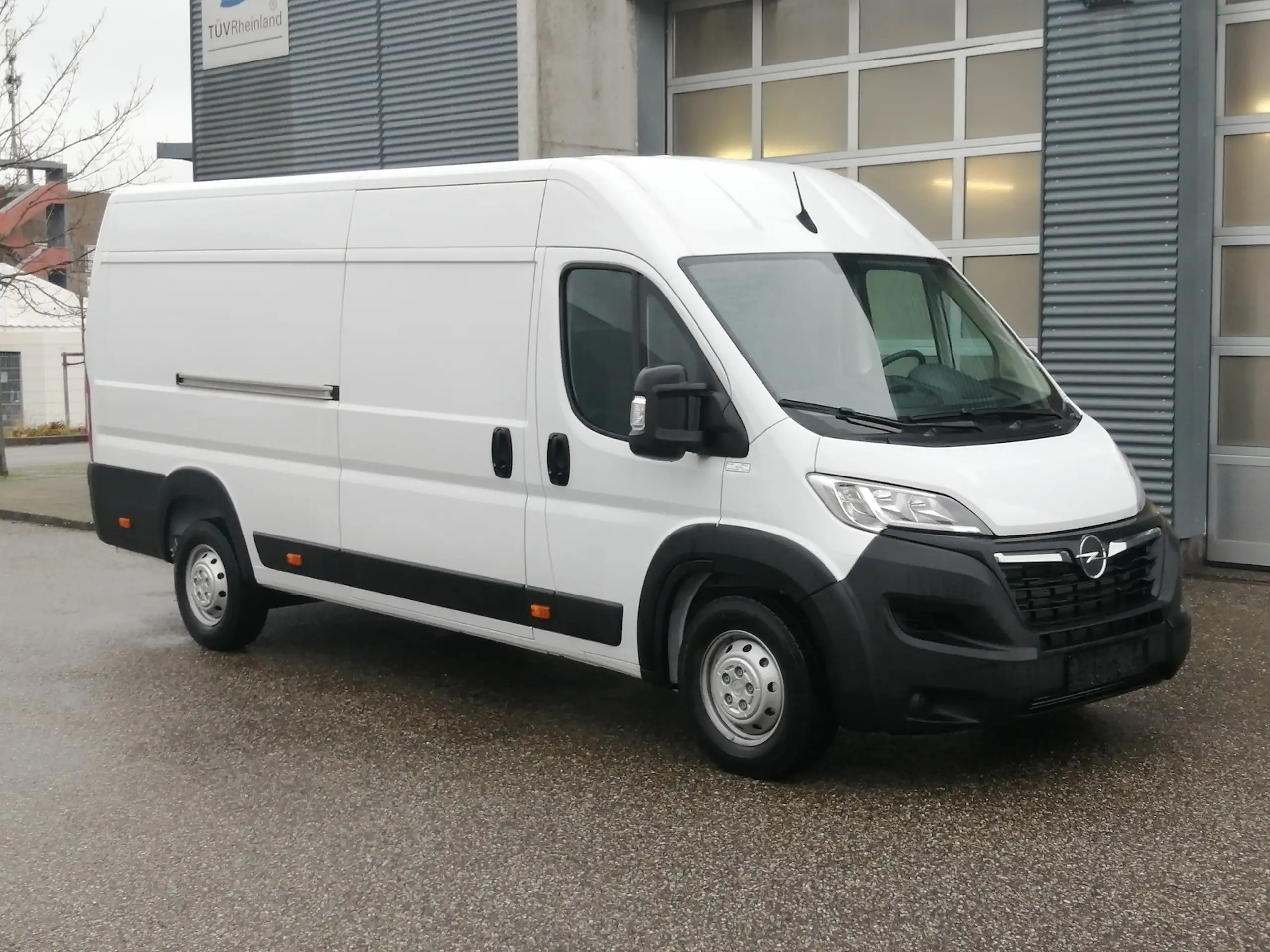 Opel - Movano