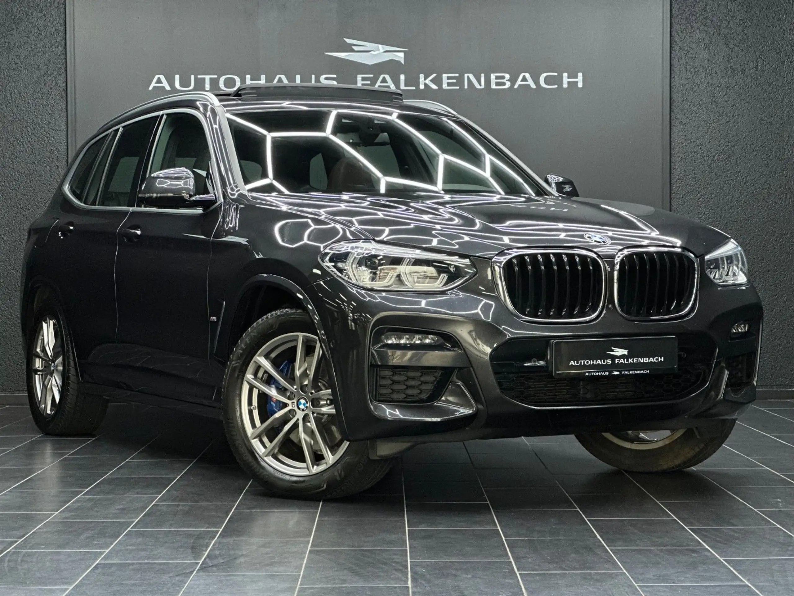 BMW - X3