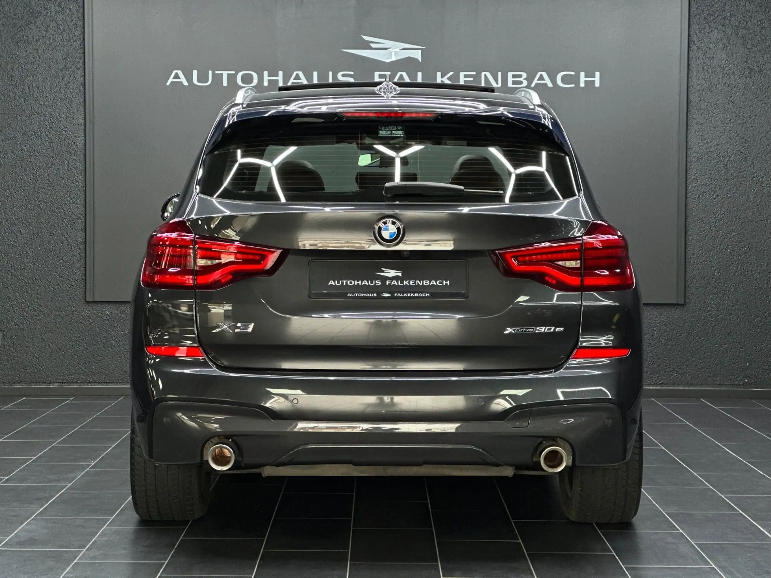 BMW - X3