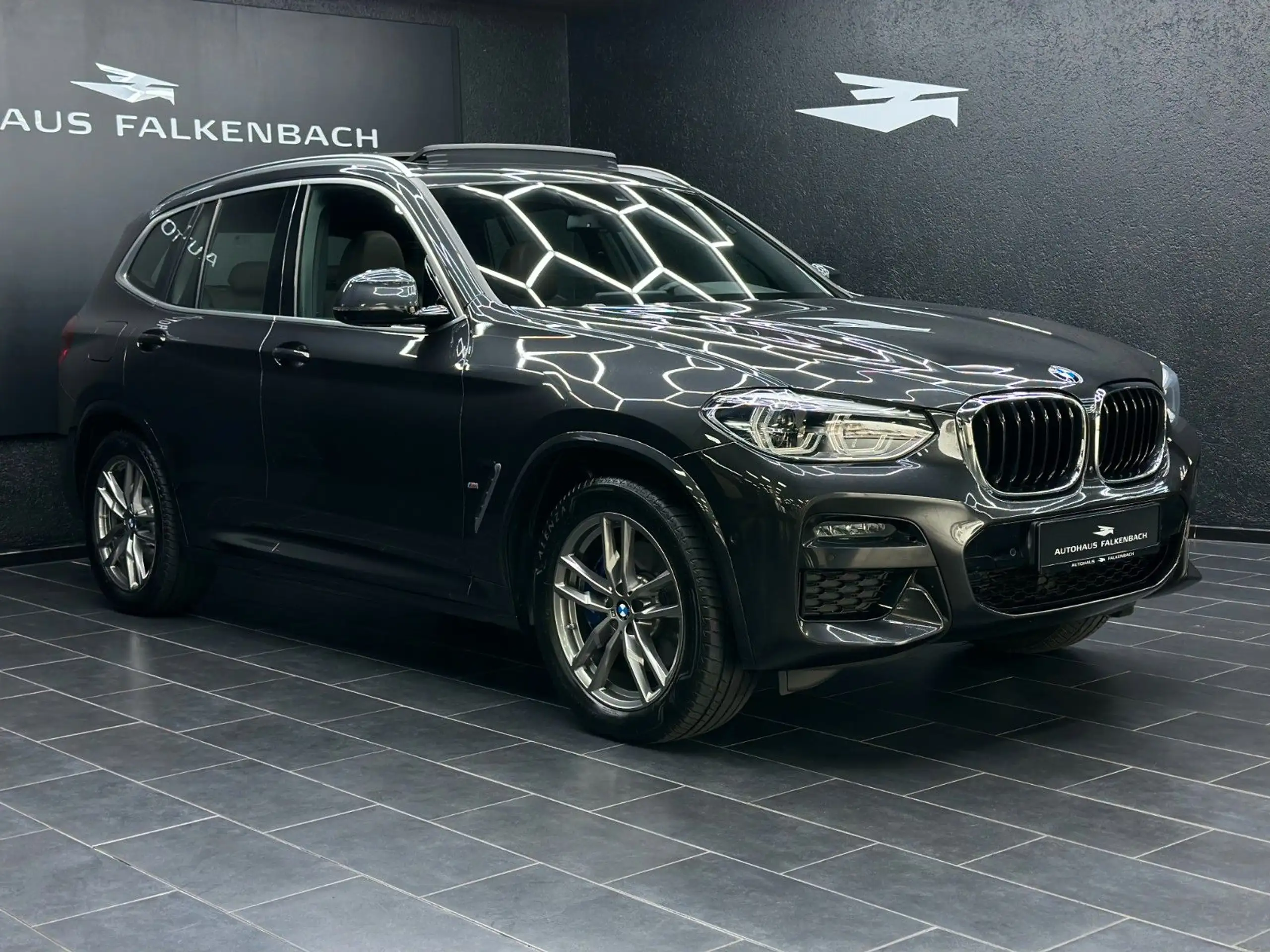 BMW - X3