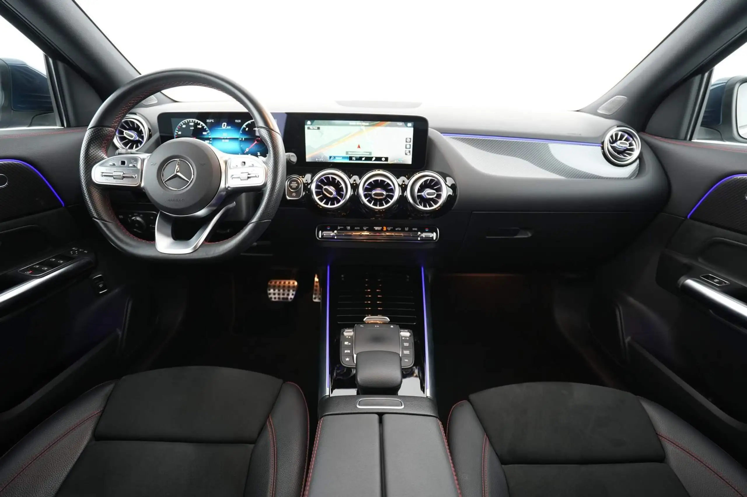 Mercedes-Benz - GLA 200