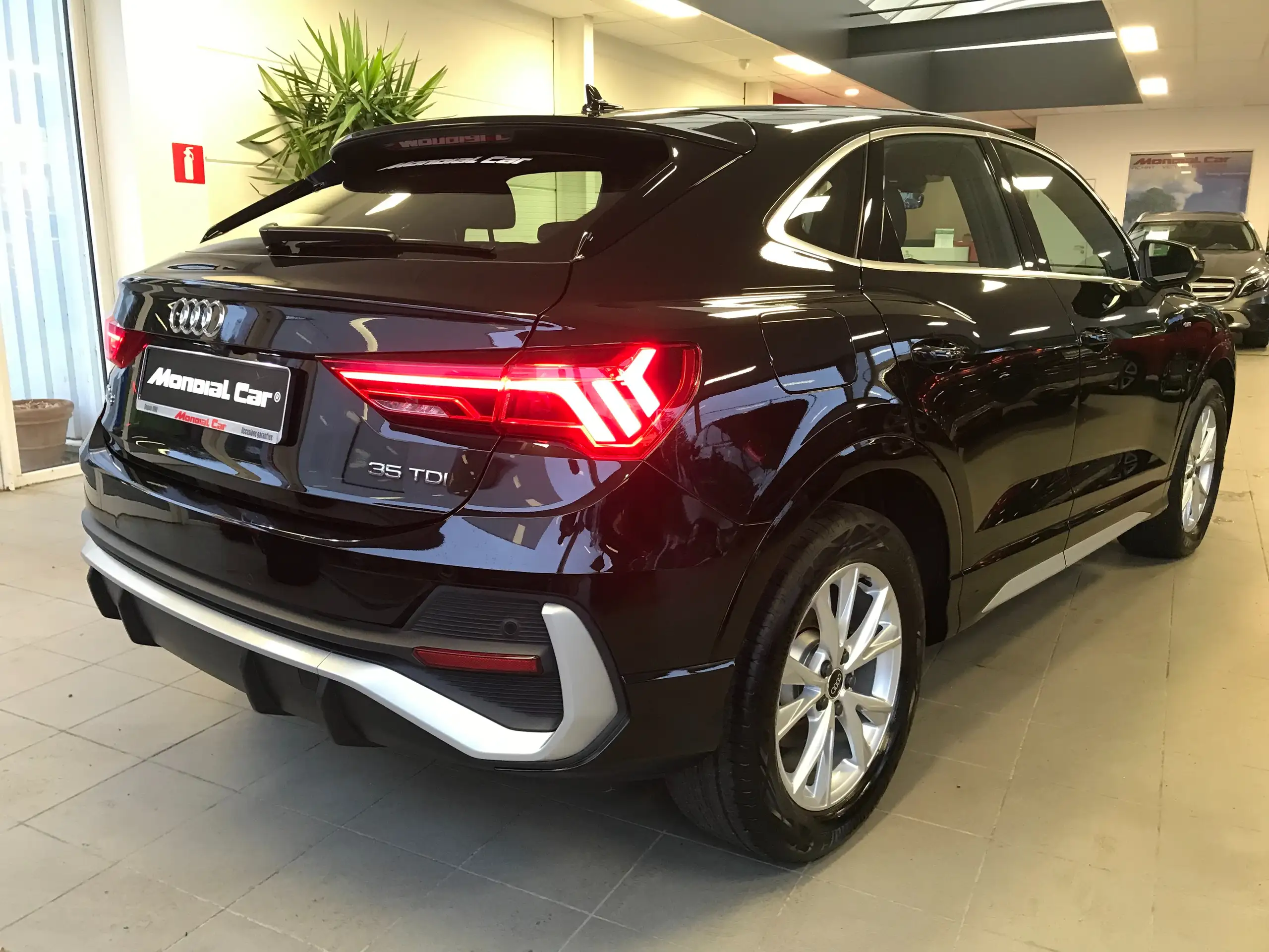 Audi - Q3