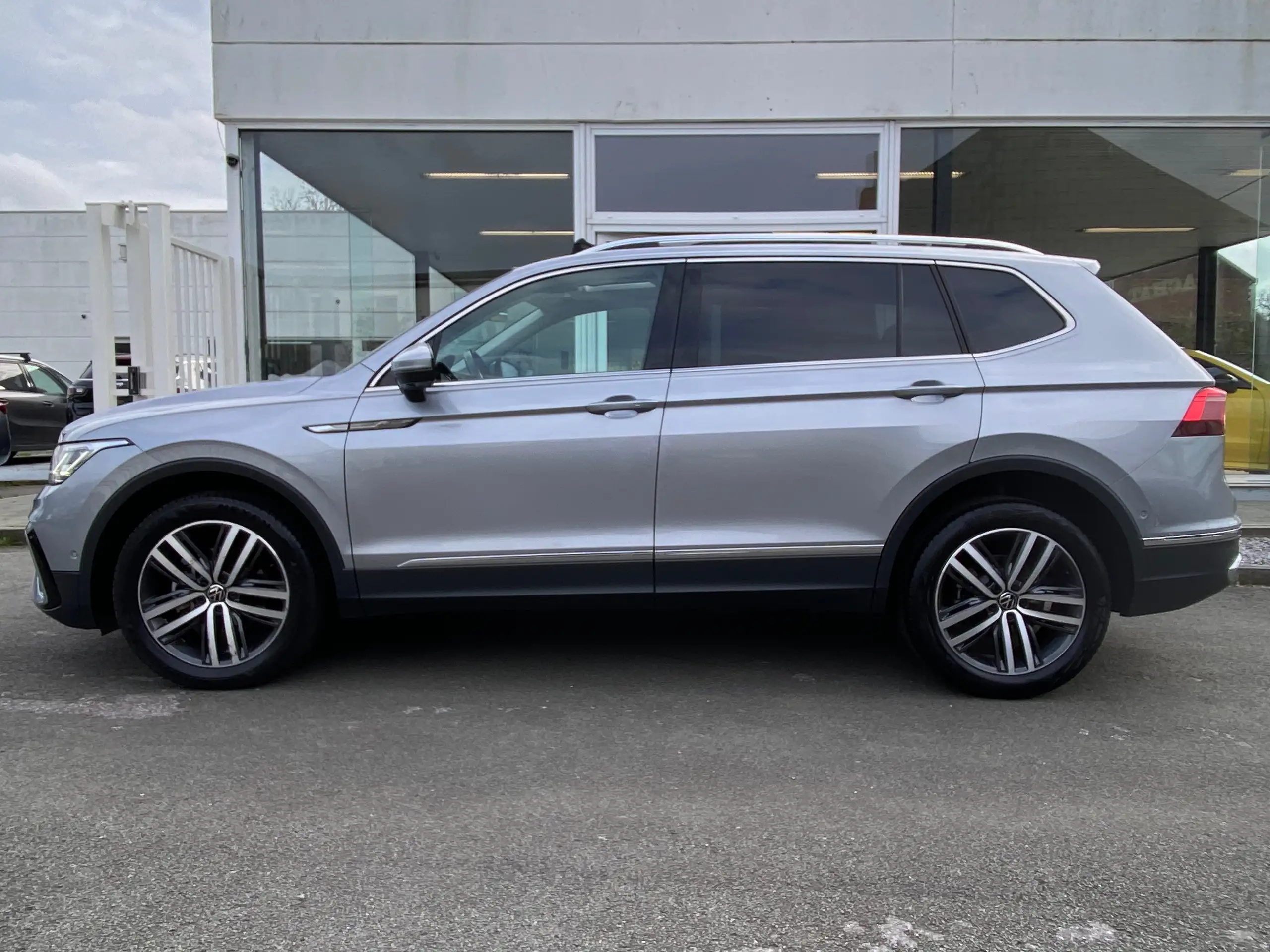 Volkswagen - Tiguan Allspace