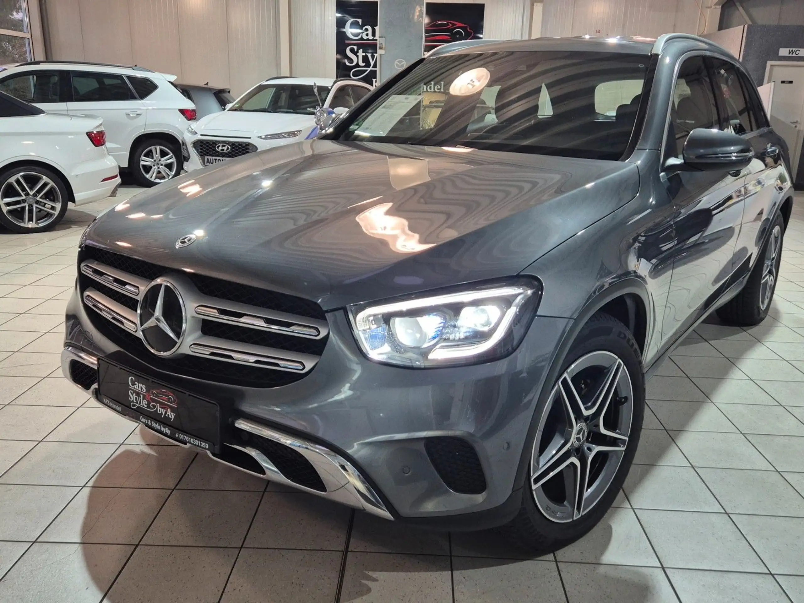 Mercedes-Benz - GLC 200