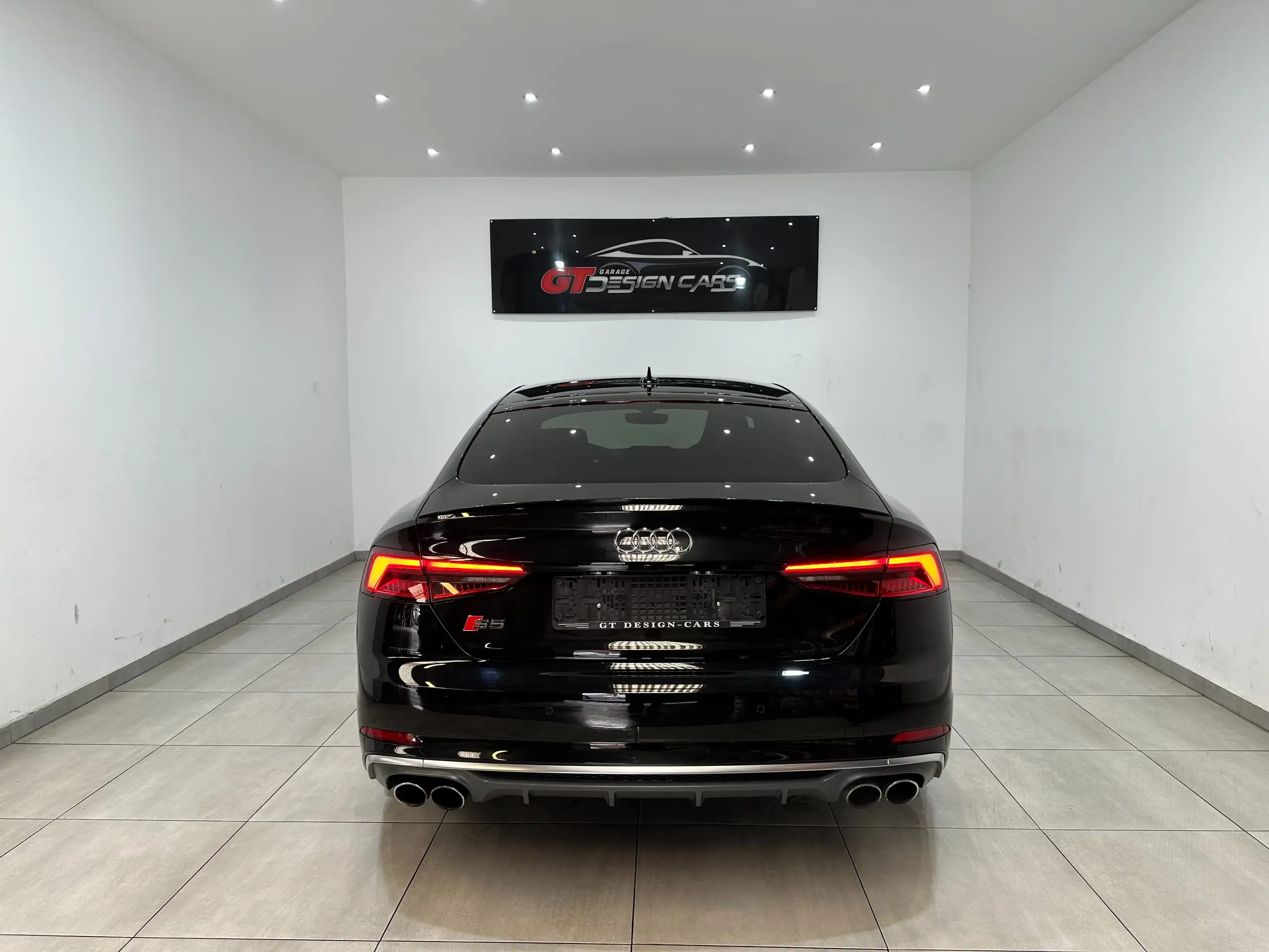 Audi - S5