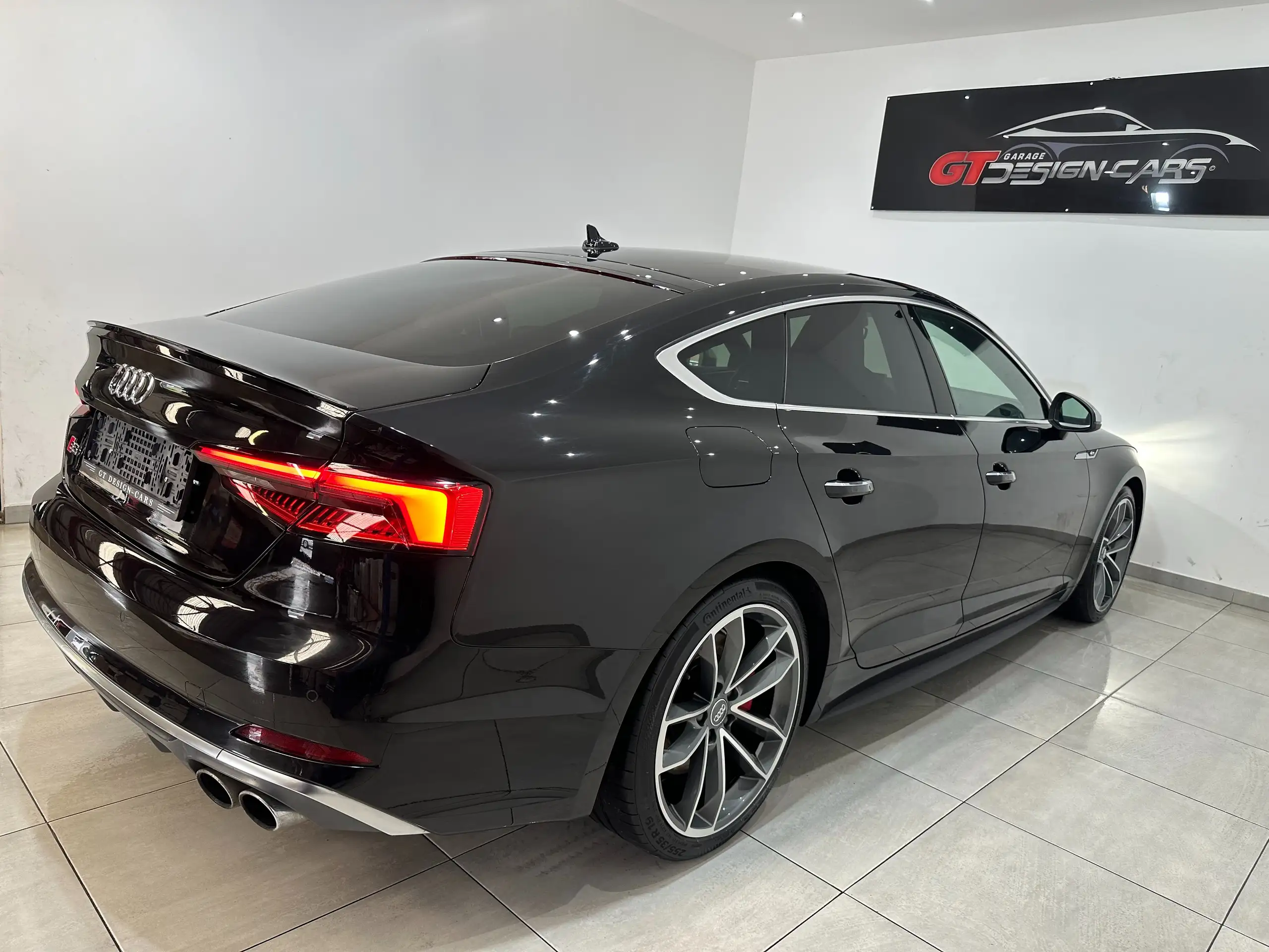 Audi - S5