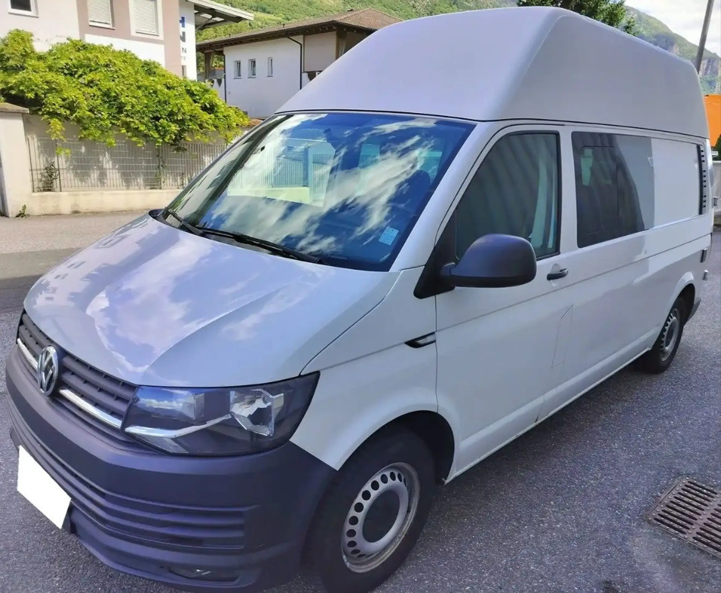 Volkswagen T6 Transporter 2015