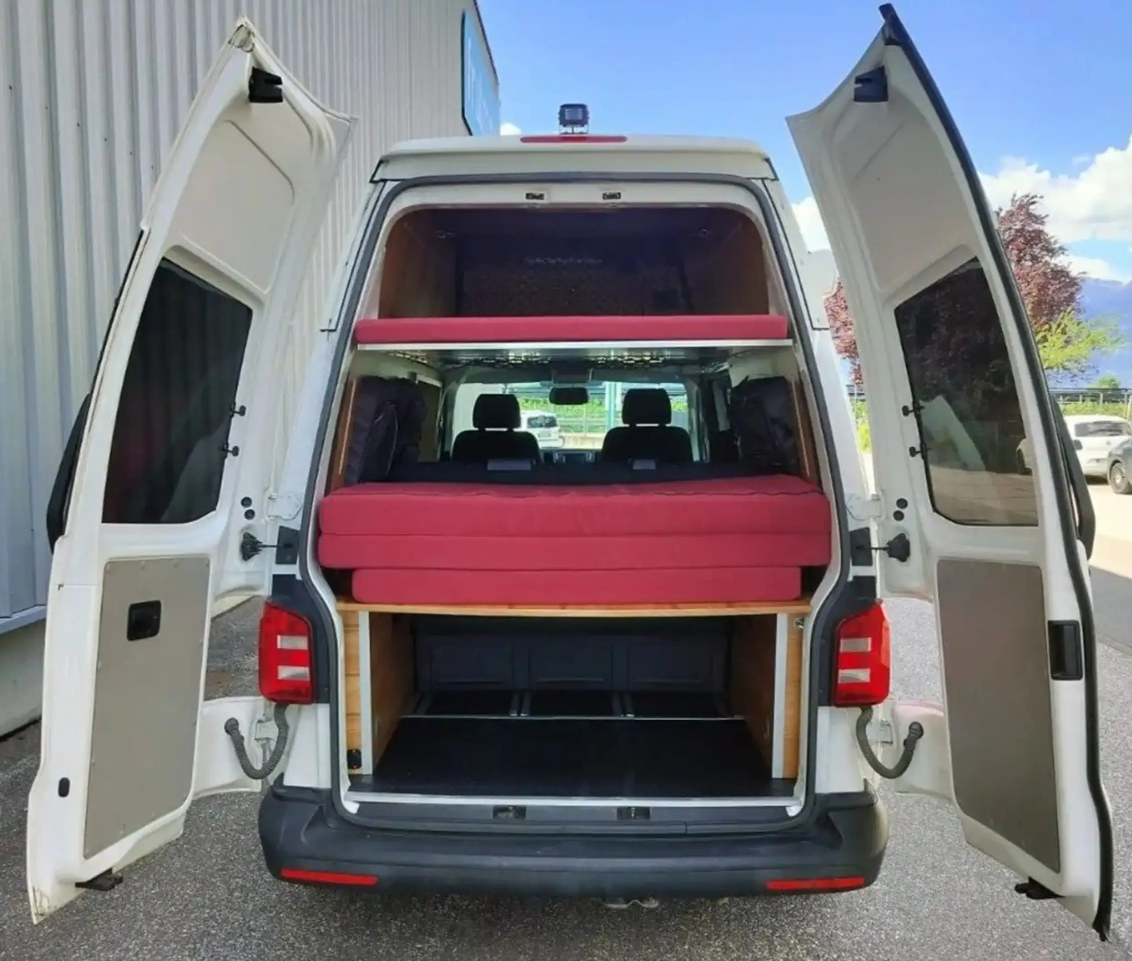 Volkswagen - T6 Transporter