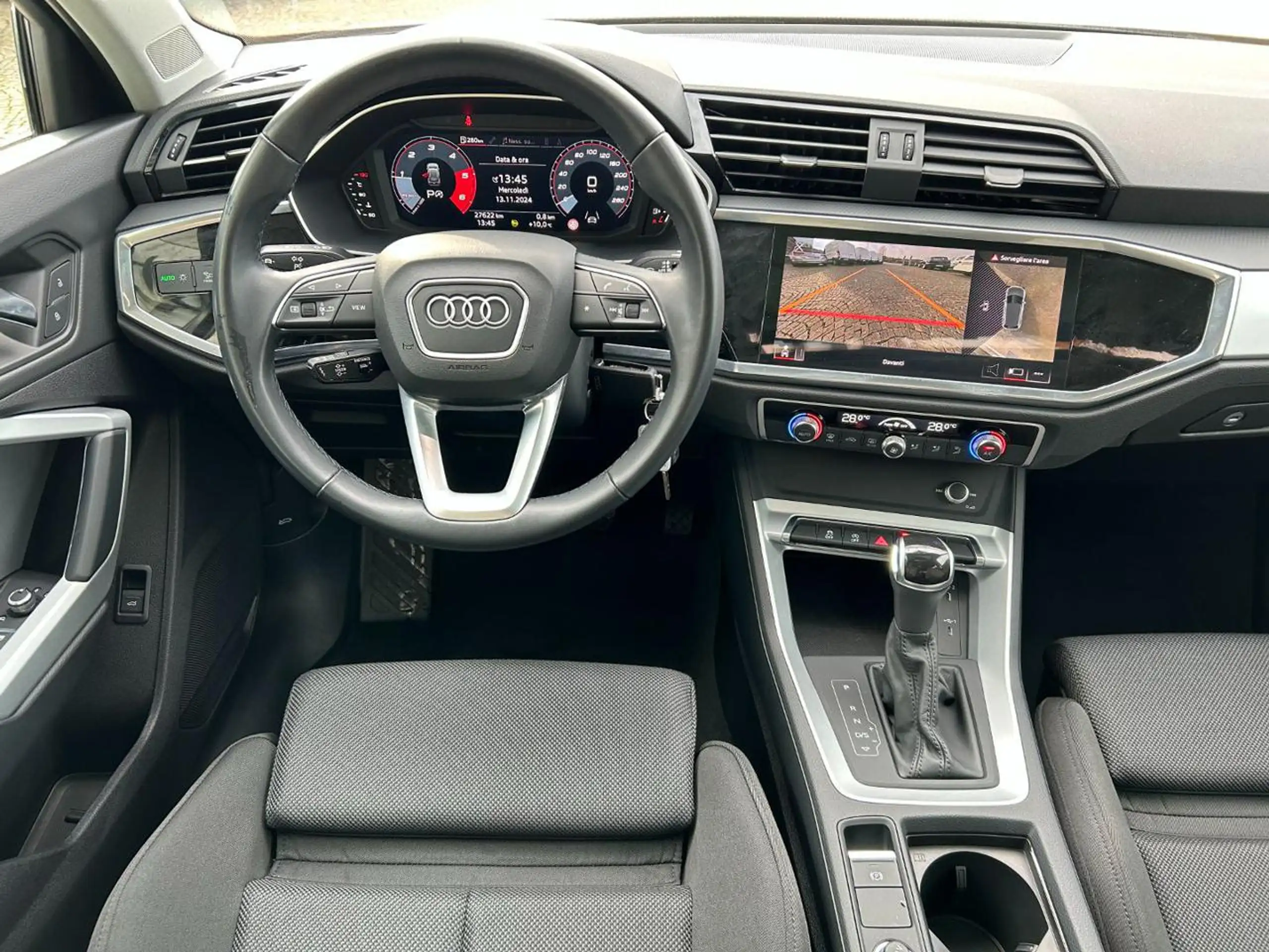 Audi - Q3