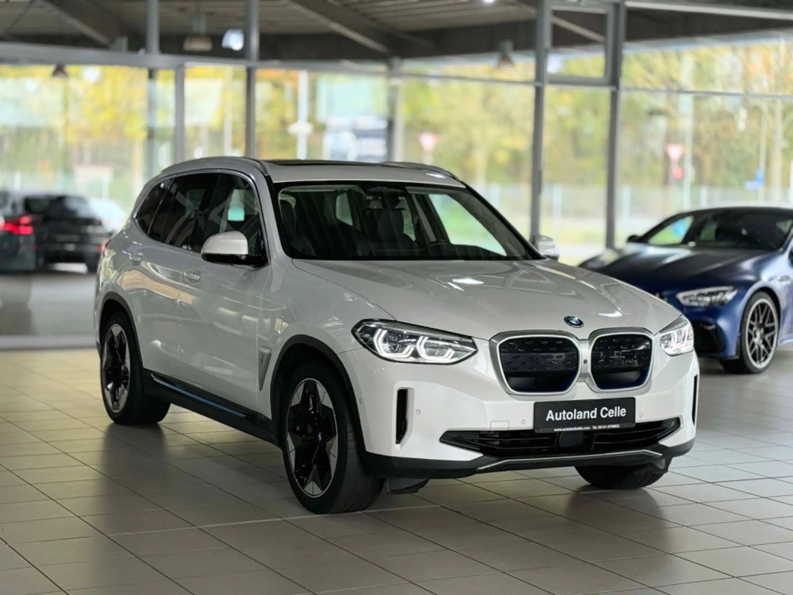 BMW - iX3