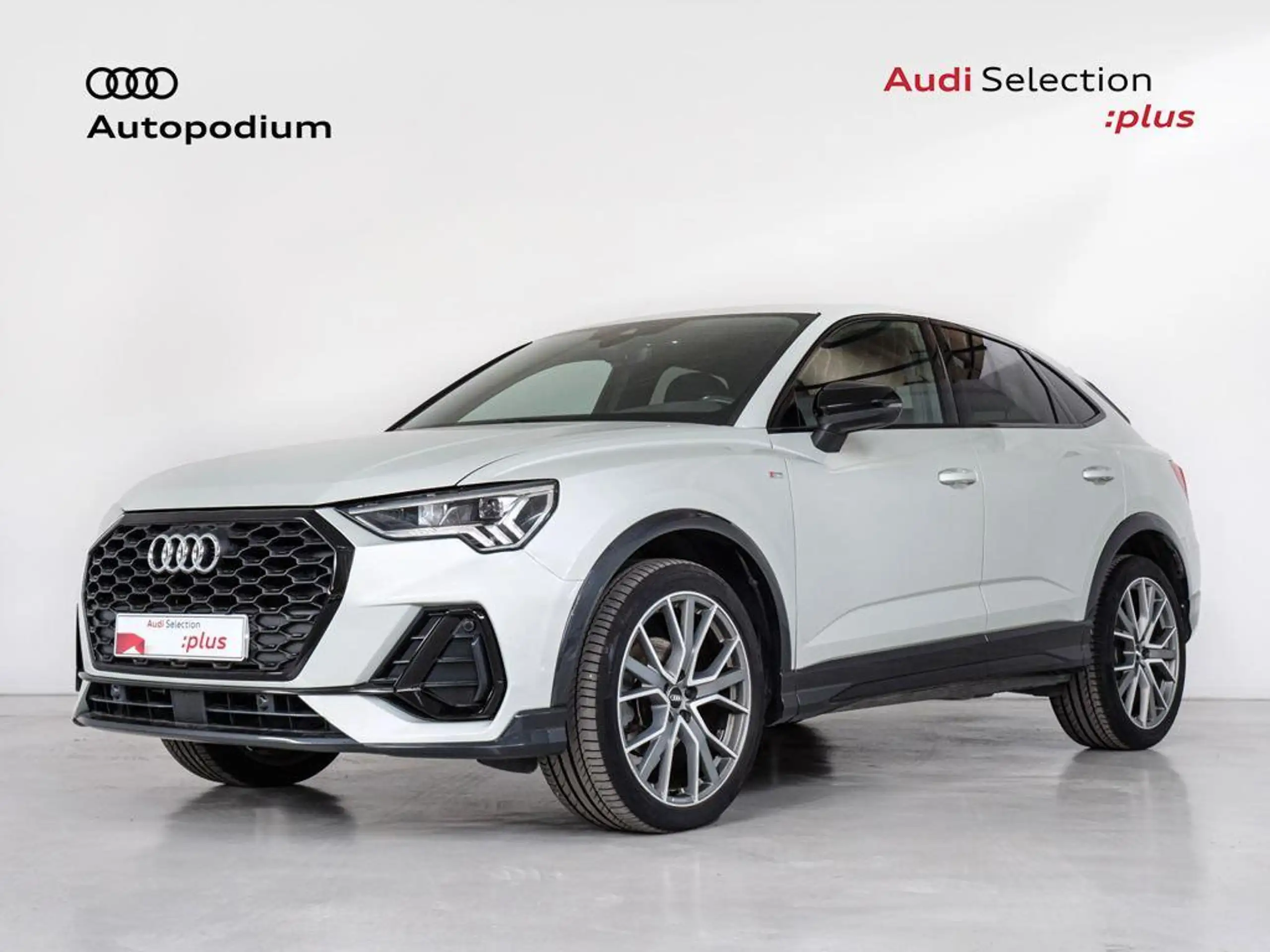 Audi - Q3