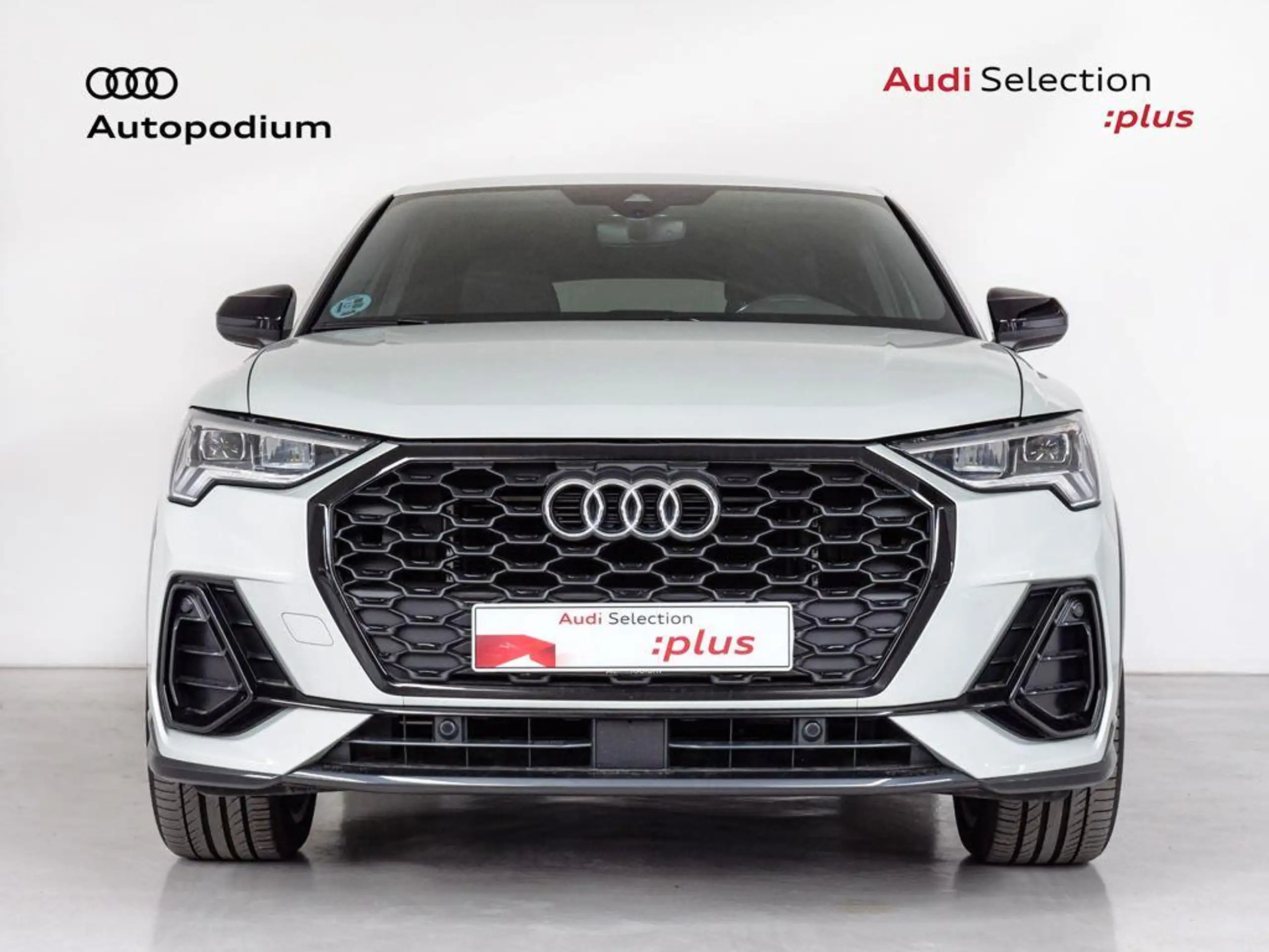 Audi - Q3