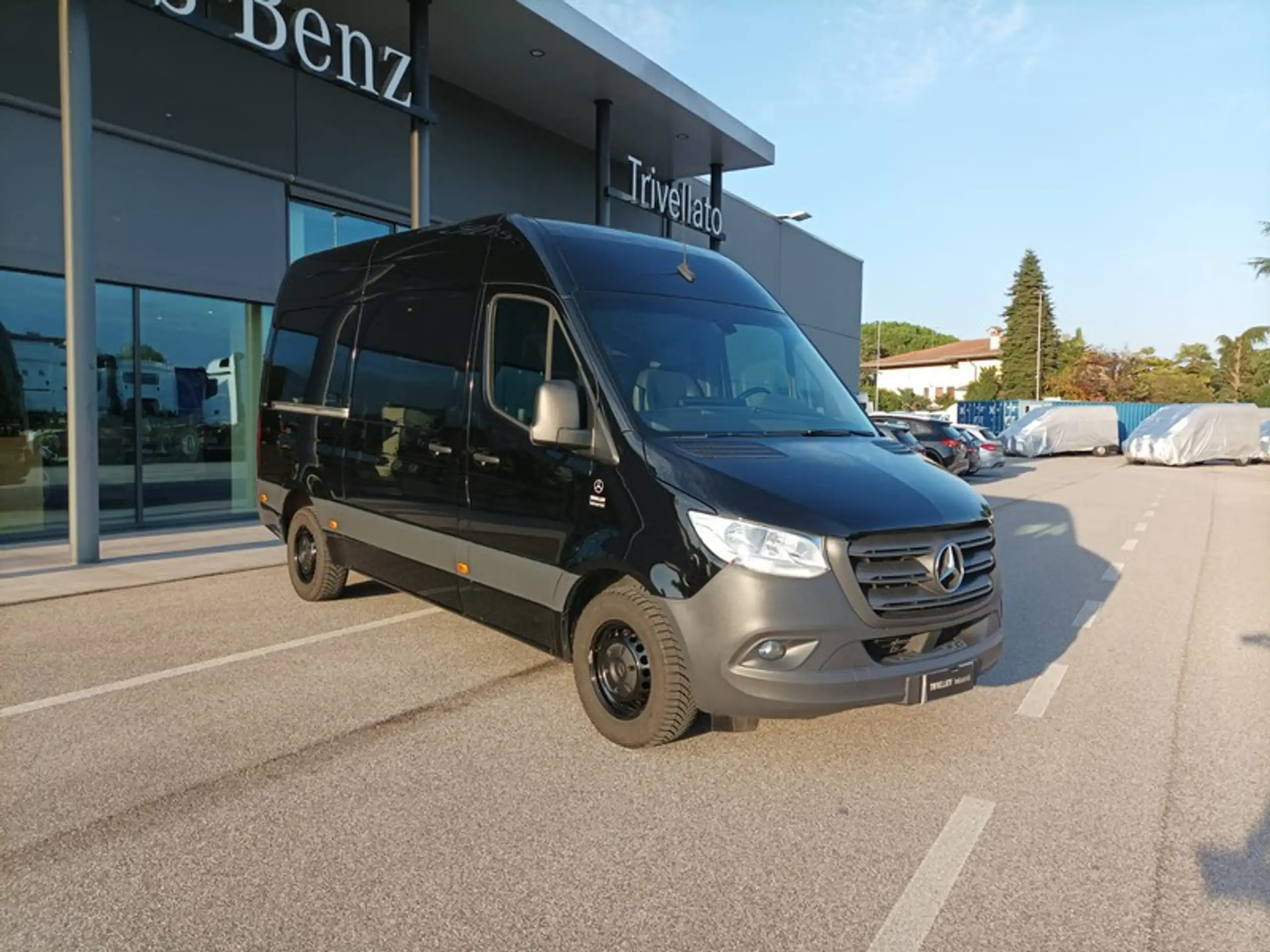 Mercedes-Benz - Sprinter