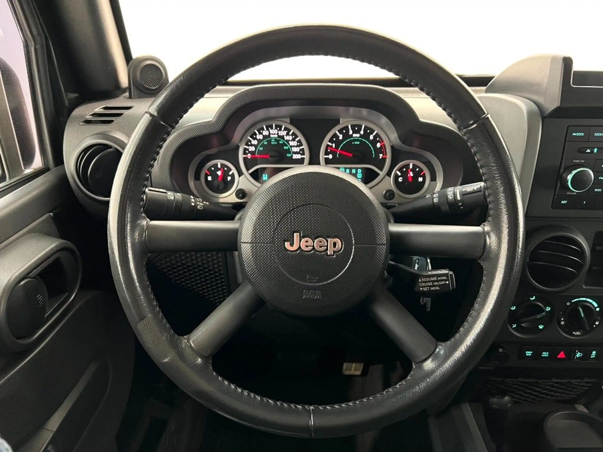 Jeep - Wrangler