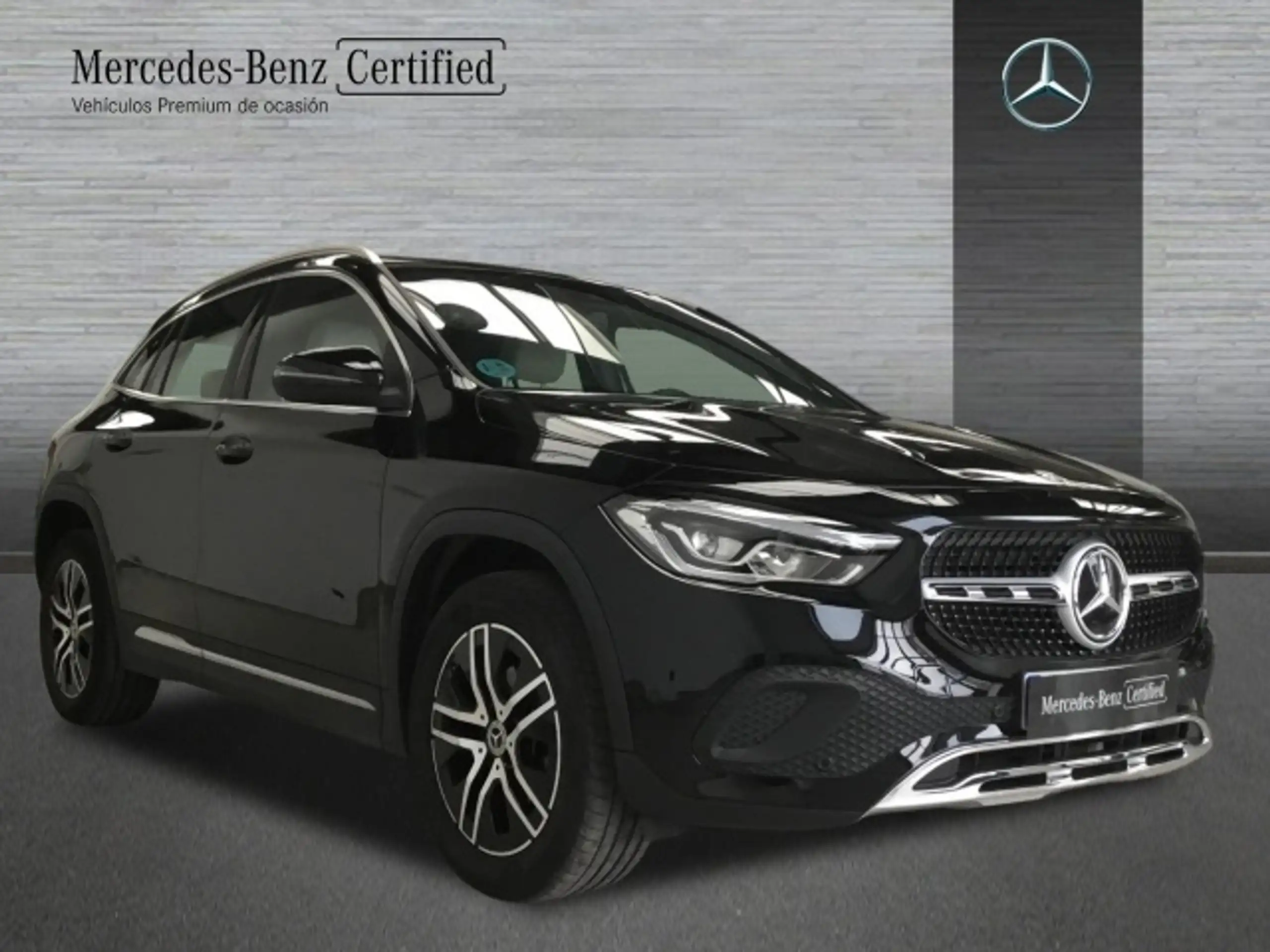 Mercedes-Benz - GLA 200