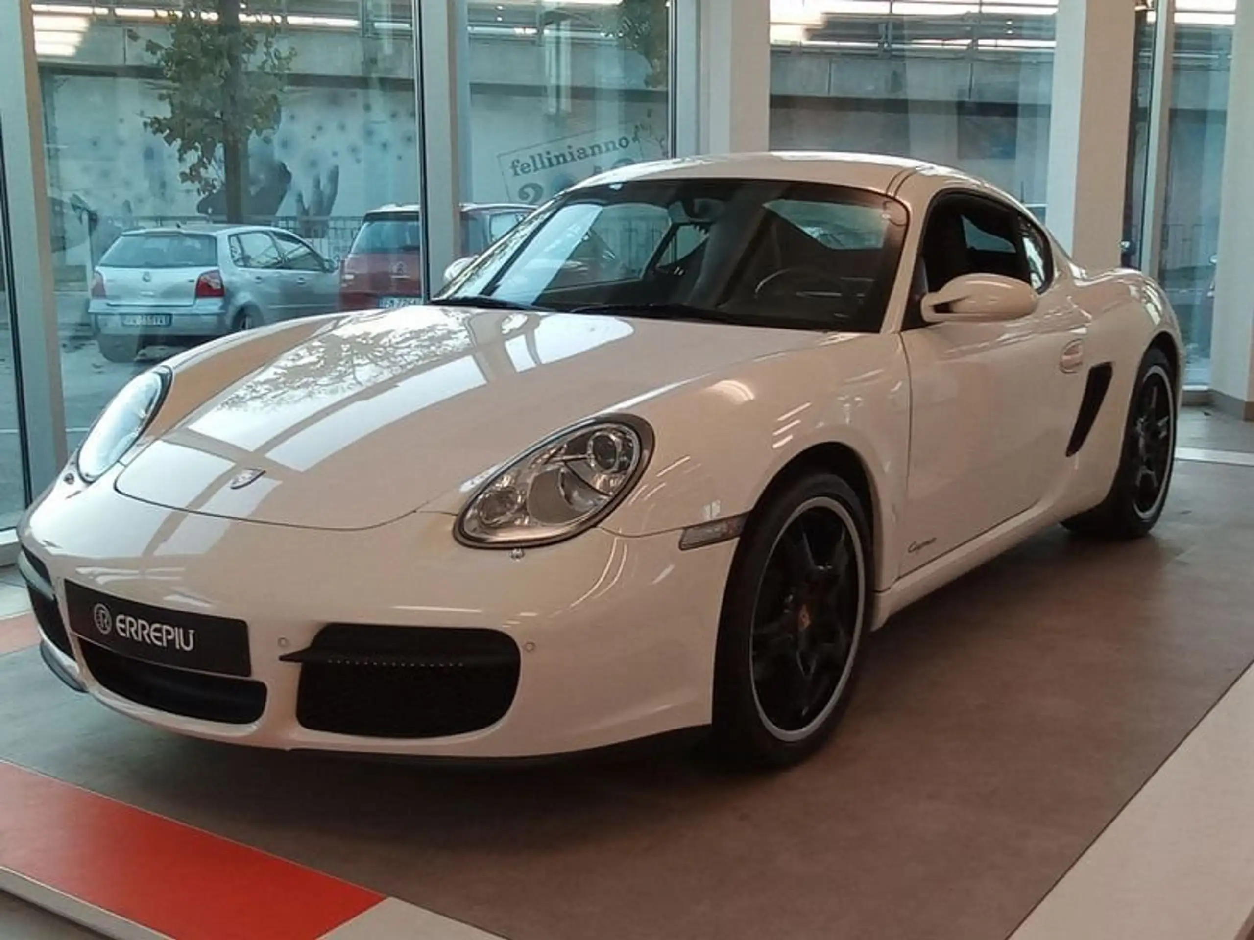 Porsche - Cayman