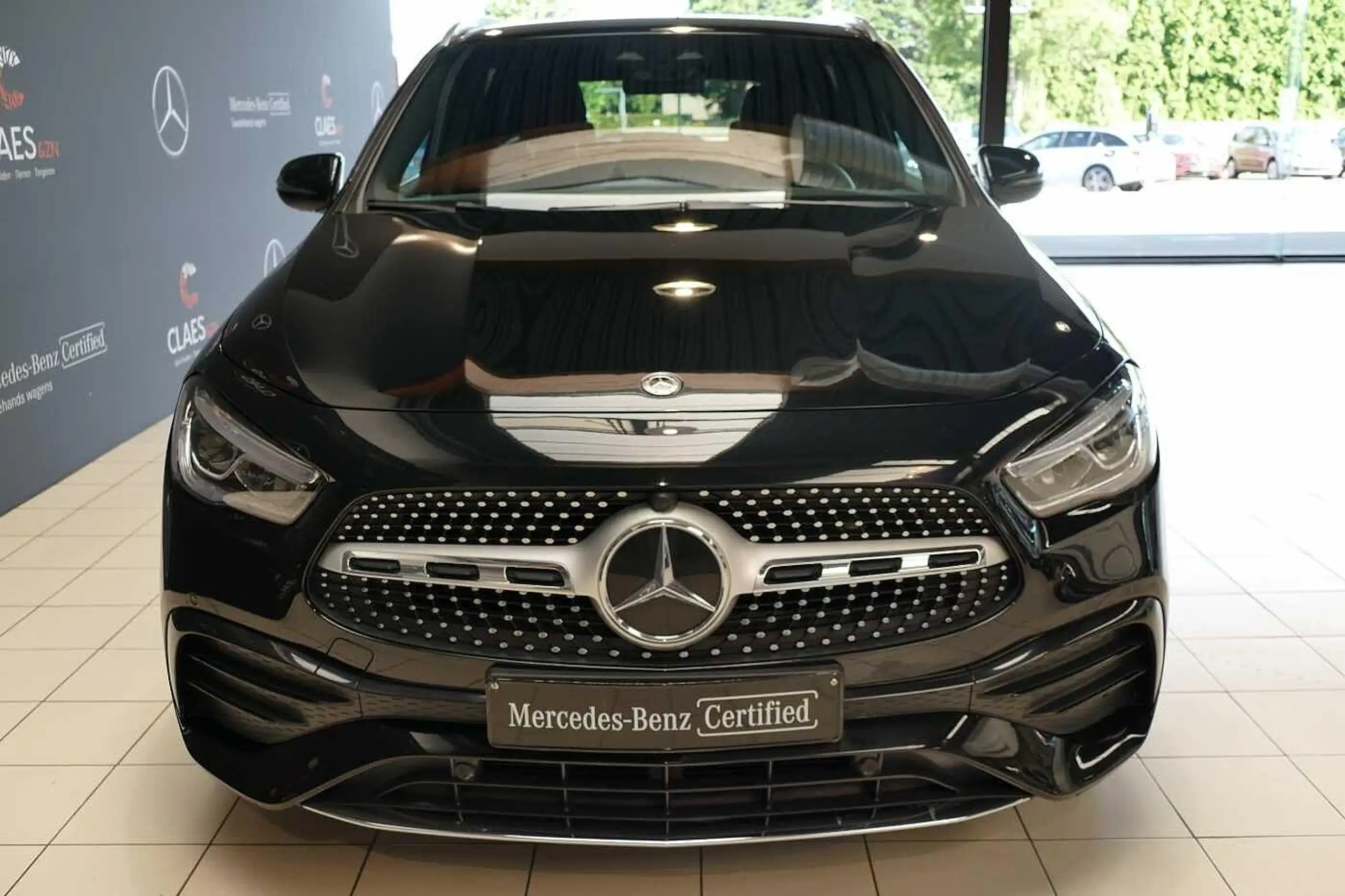 Mercedes-Benz - GLA 200