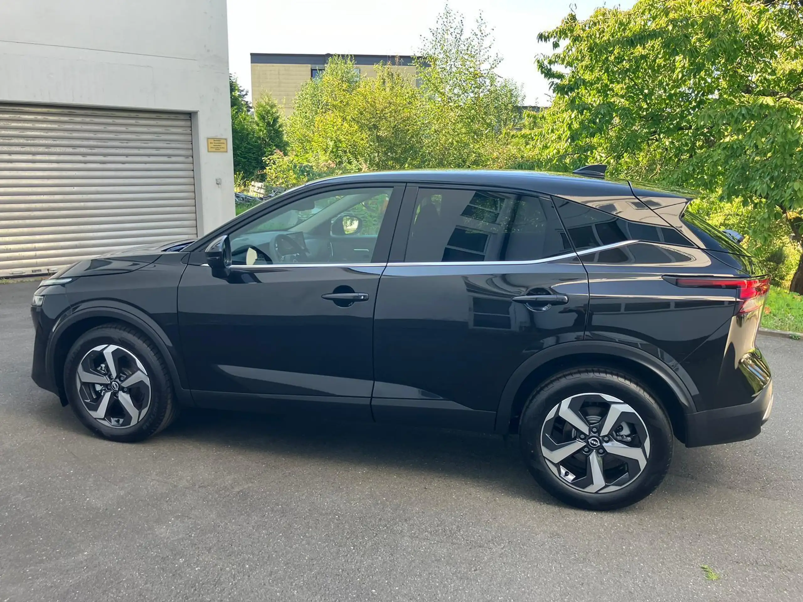 Nissan - Qashqai