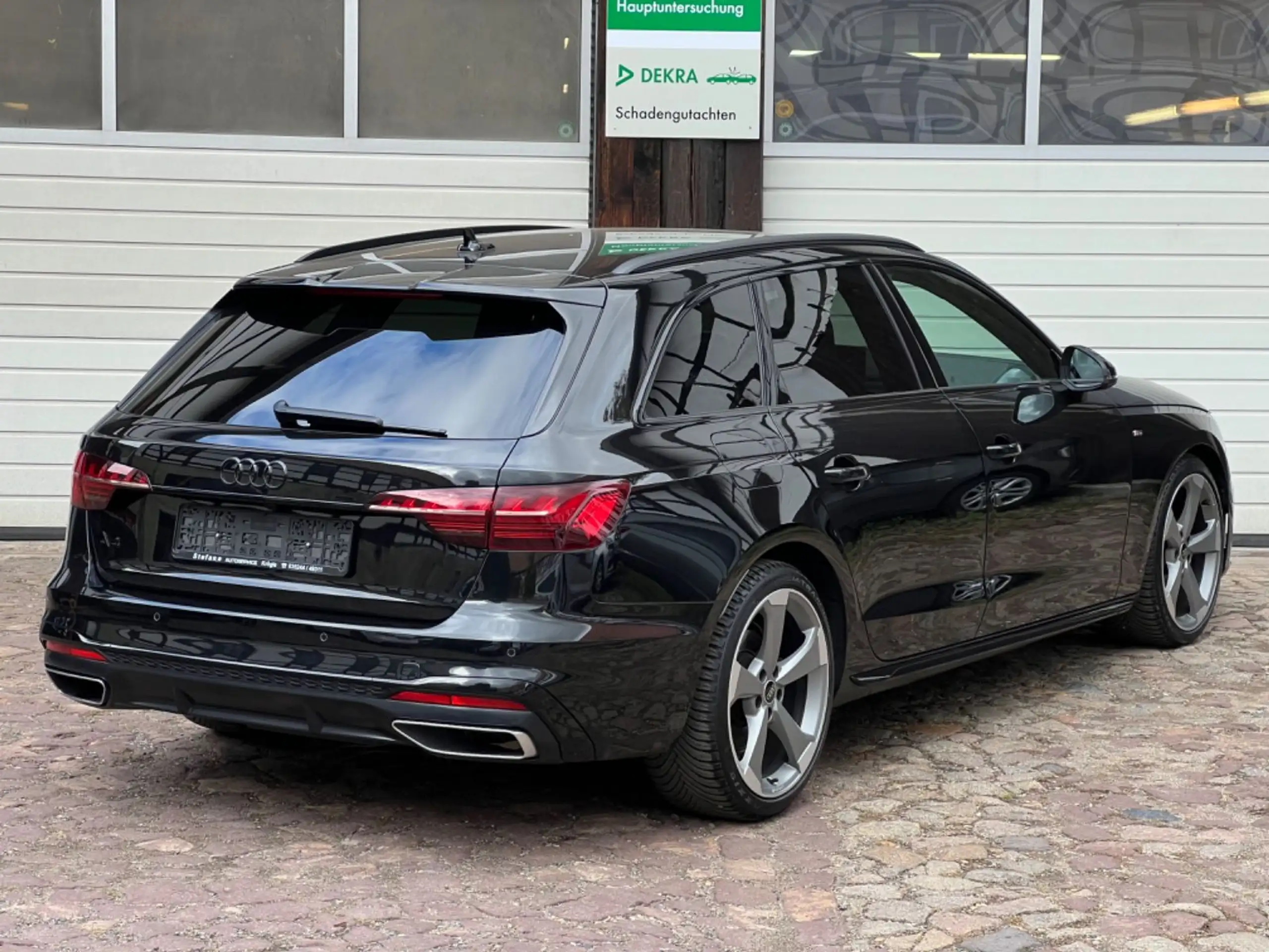 Audi - A4