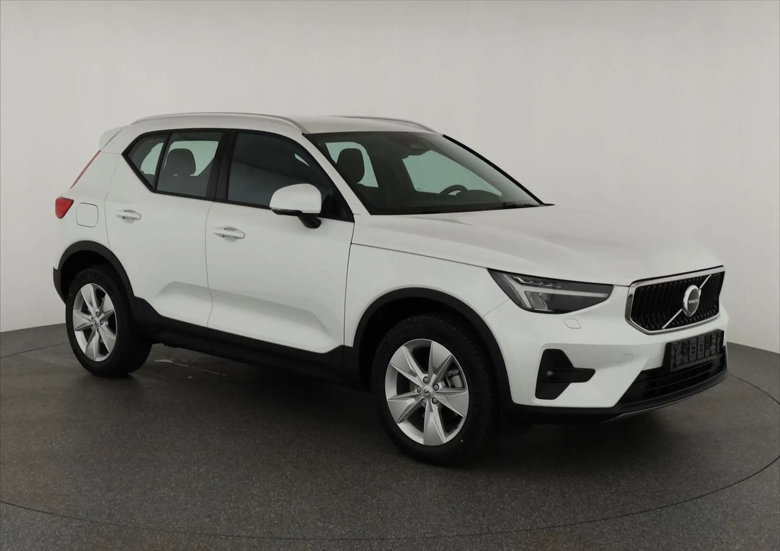 Volvo XC40 2024