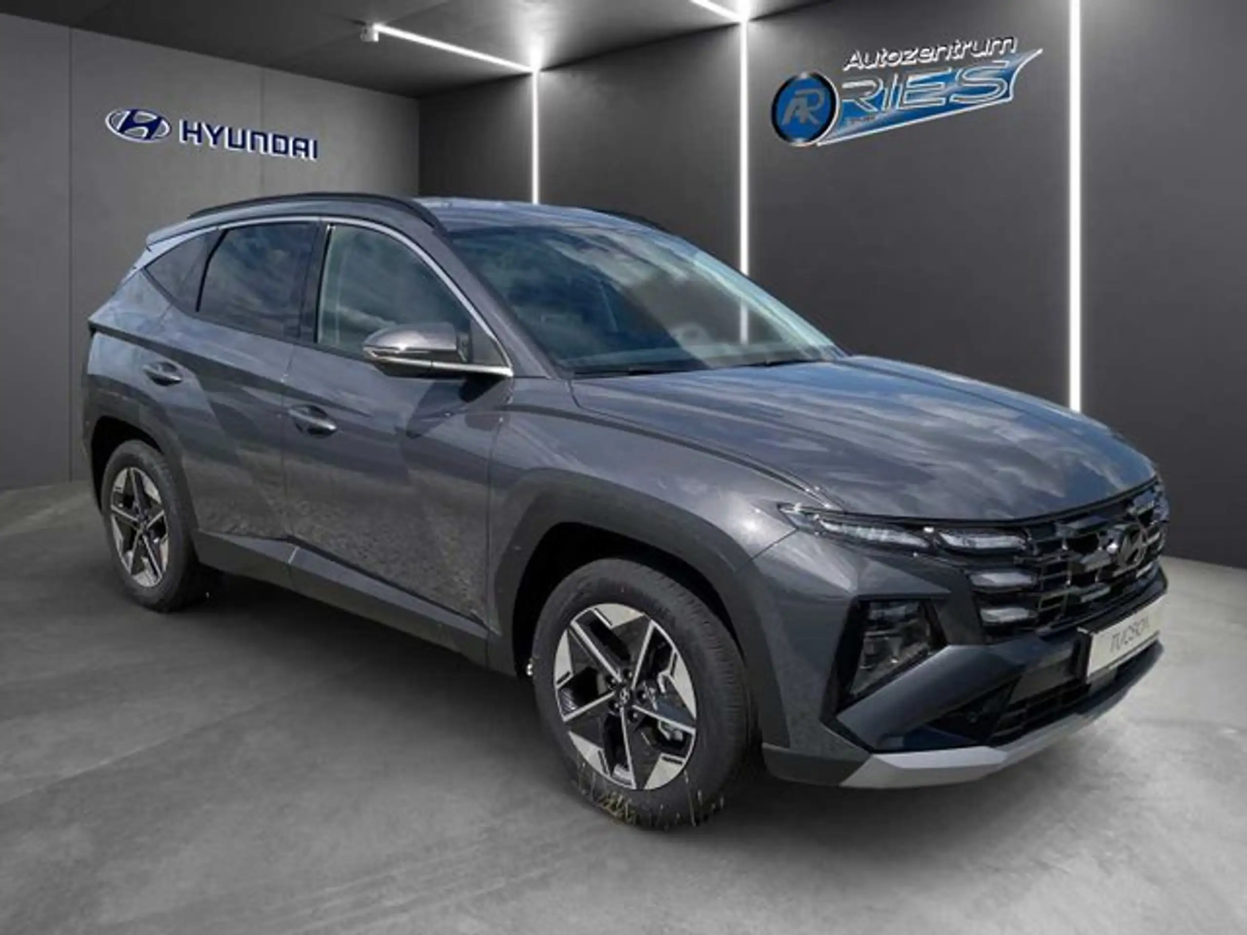 Hyundai - TUCSON