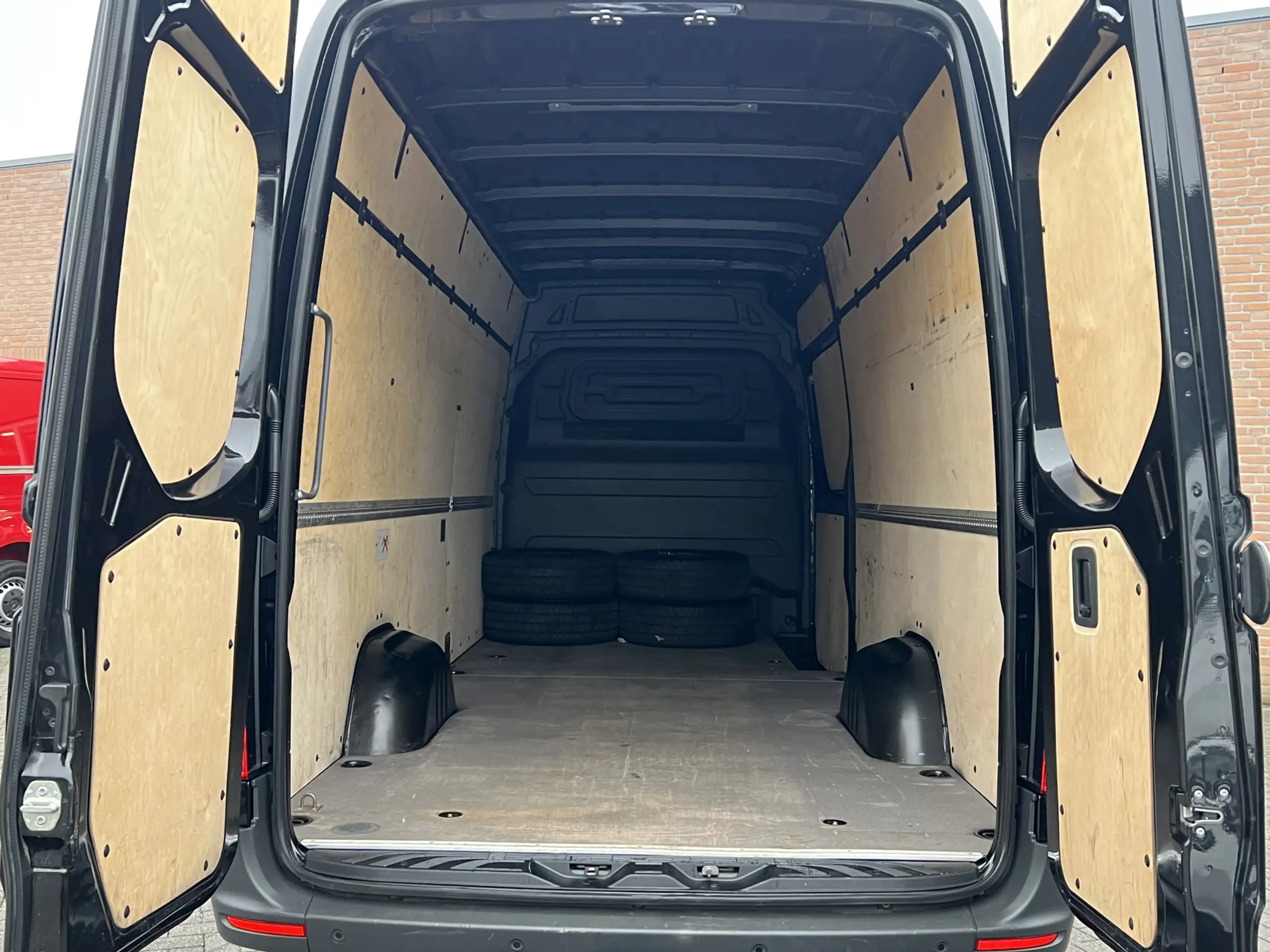 Mercedes-Benz - Sprinter