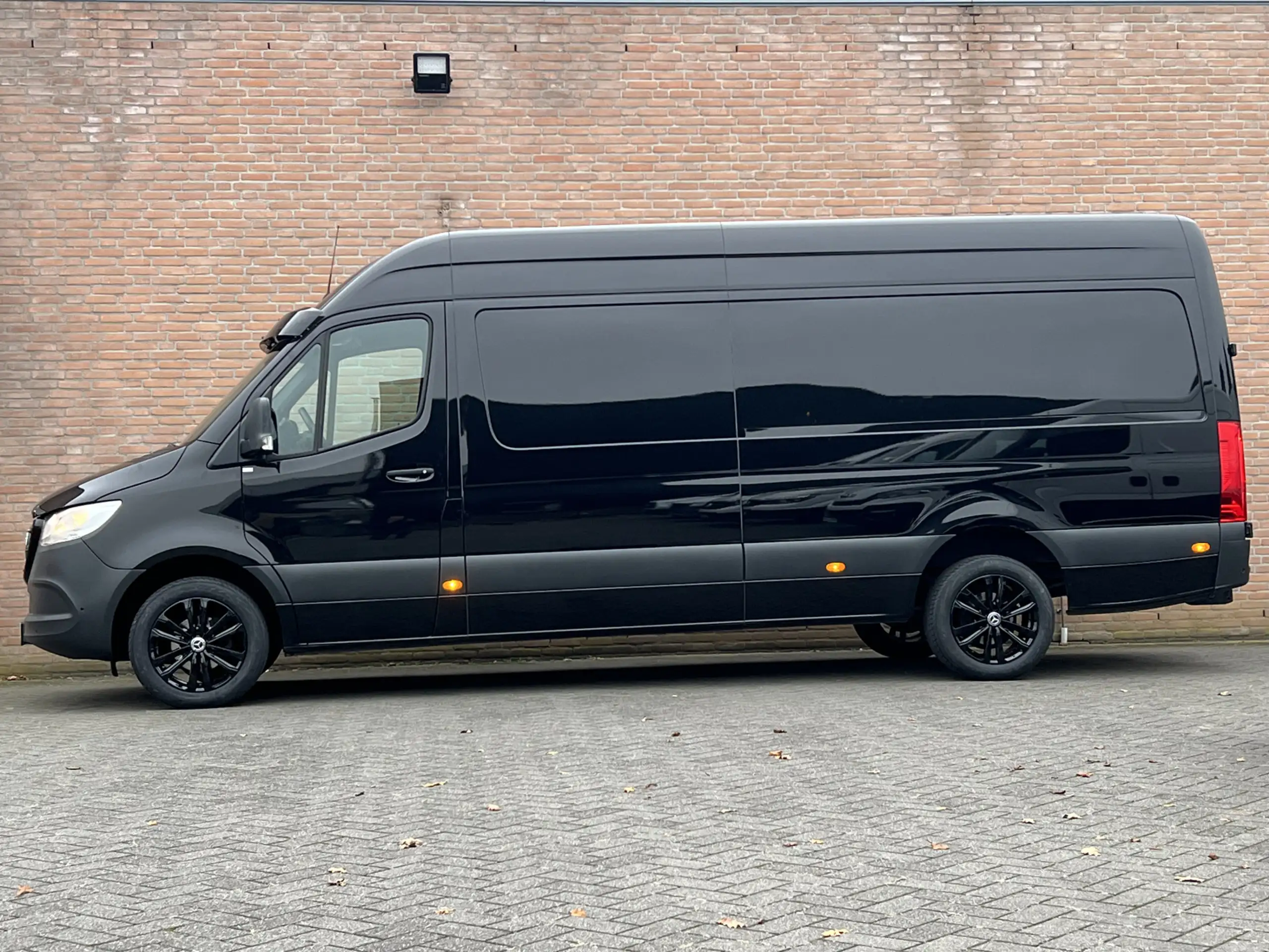 Mercedes-Benz - Sprinter