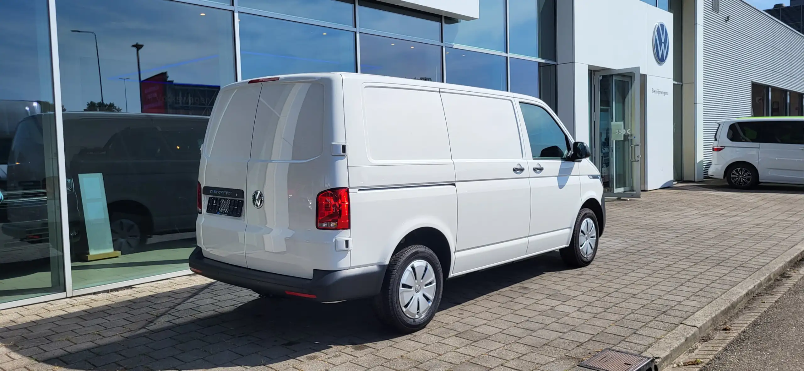 Volkswagen - T6.1 Transporter